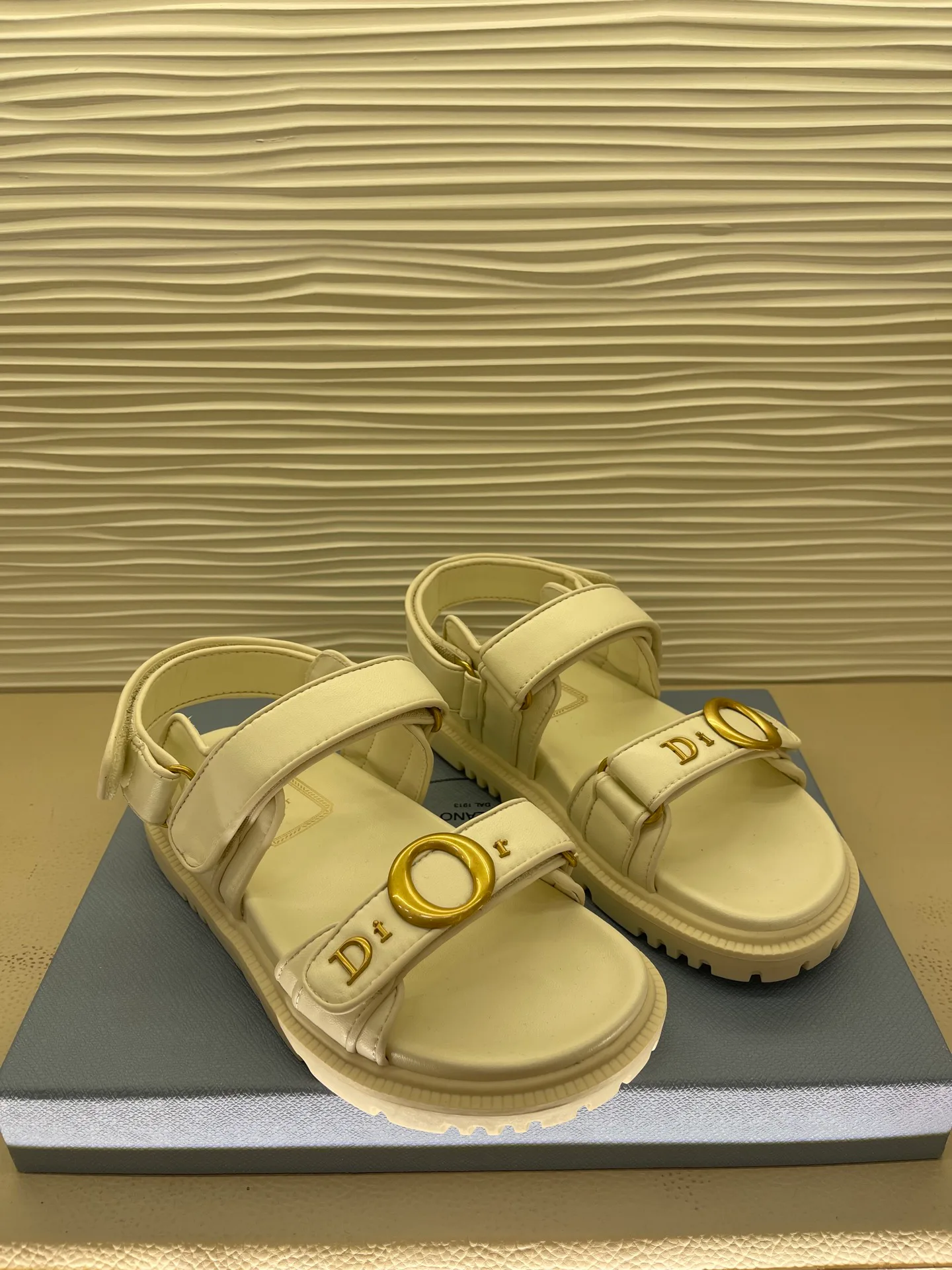 Сандалии Женские Christian Dior 14073986