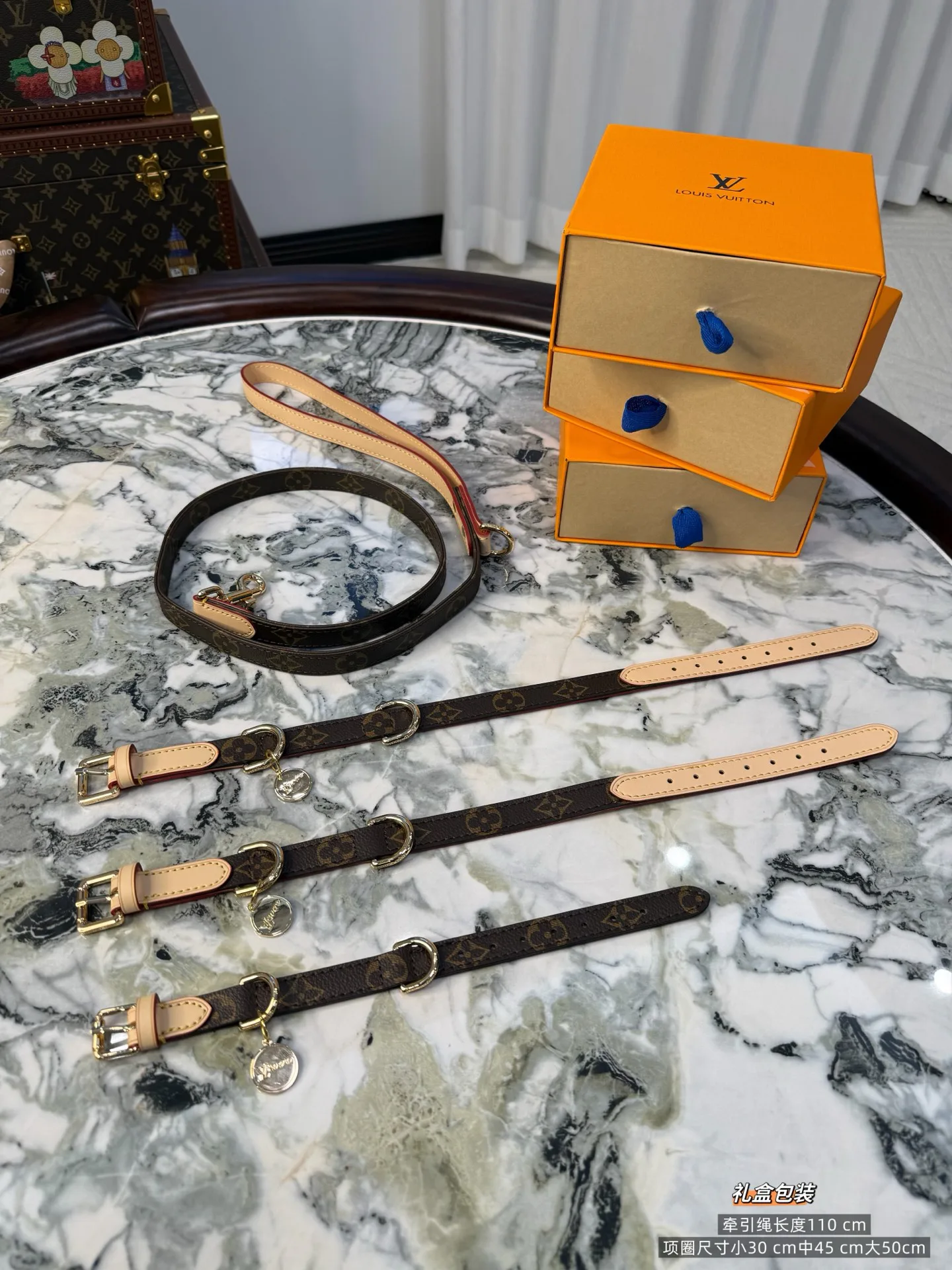 Текстиль Louis Vuitton 11888358