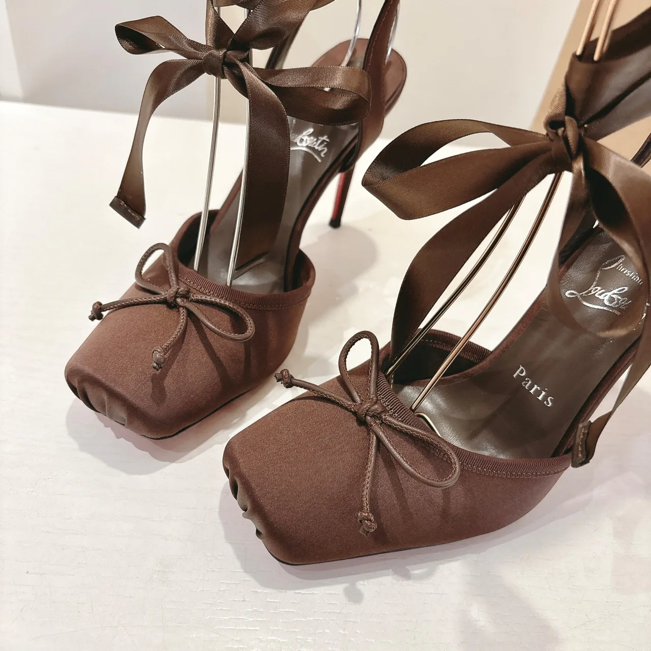 Туфли Женские Christian Louboutin 1111094