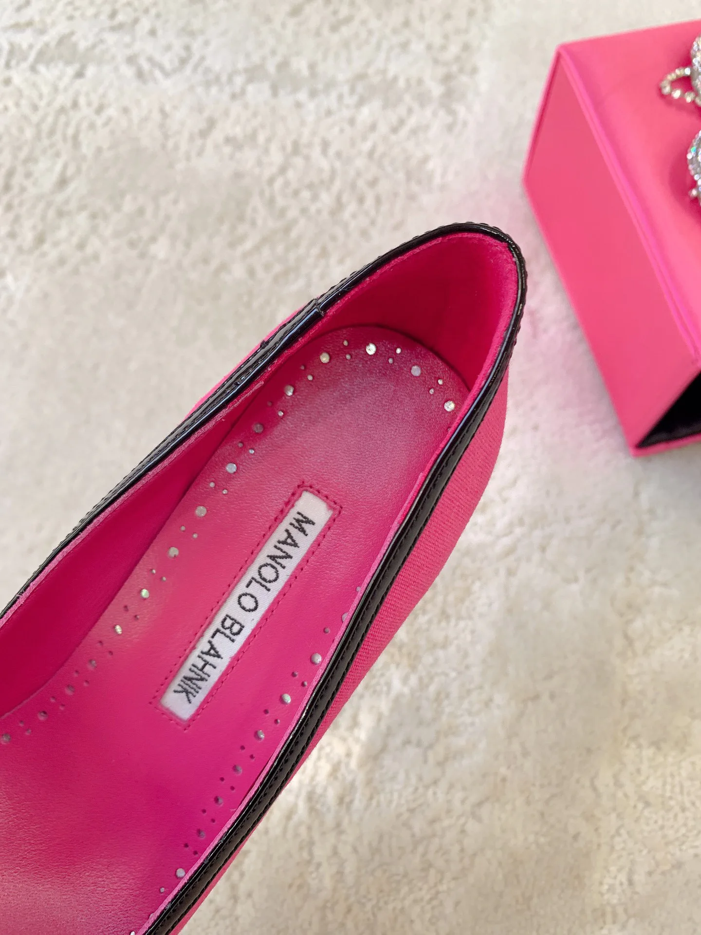 Туфли Женские Manolo Blahnik 18698273