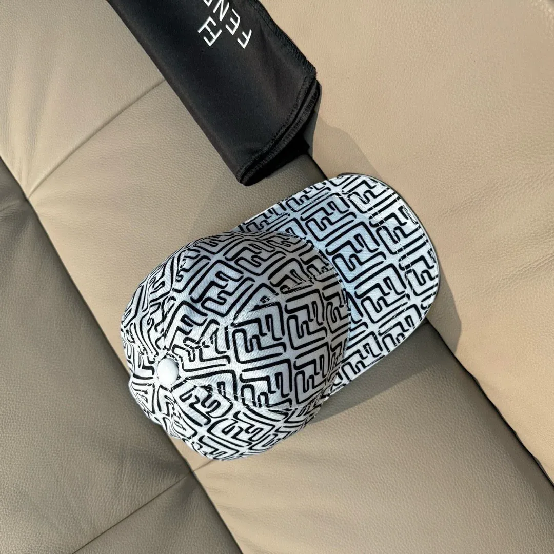 Головные Уборы Fendi 1701197