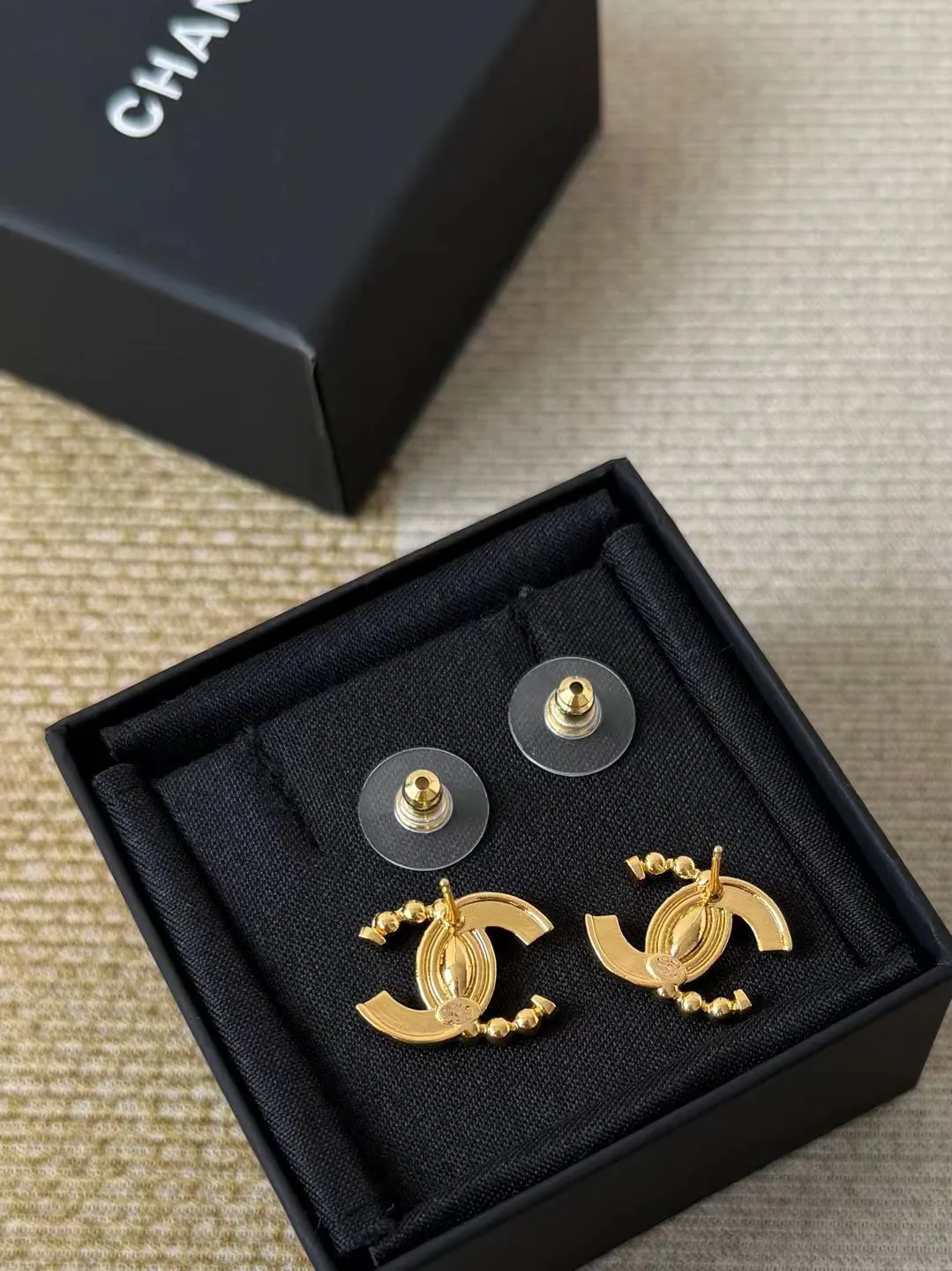 Бижутерия Chanel 18059167