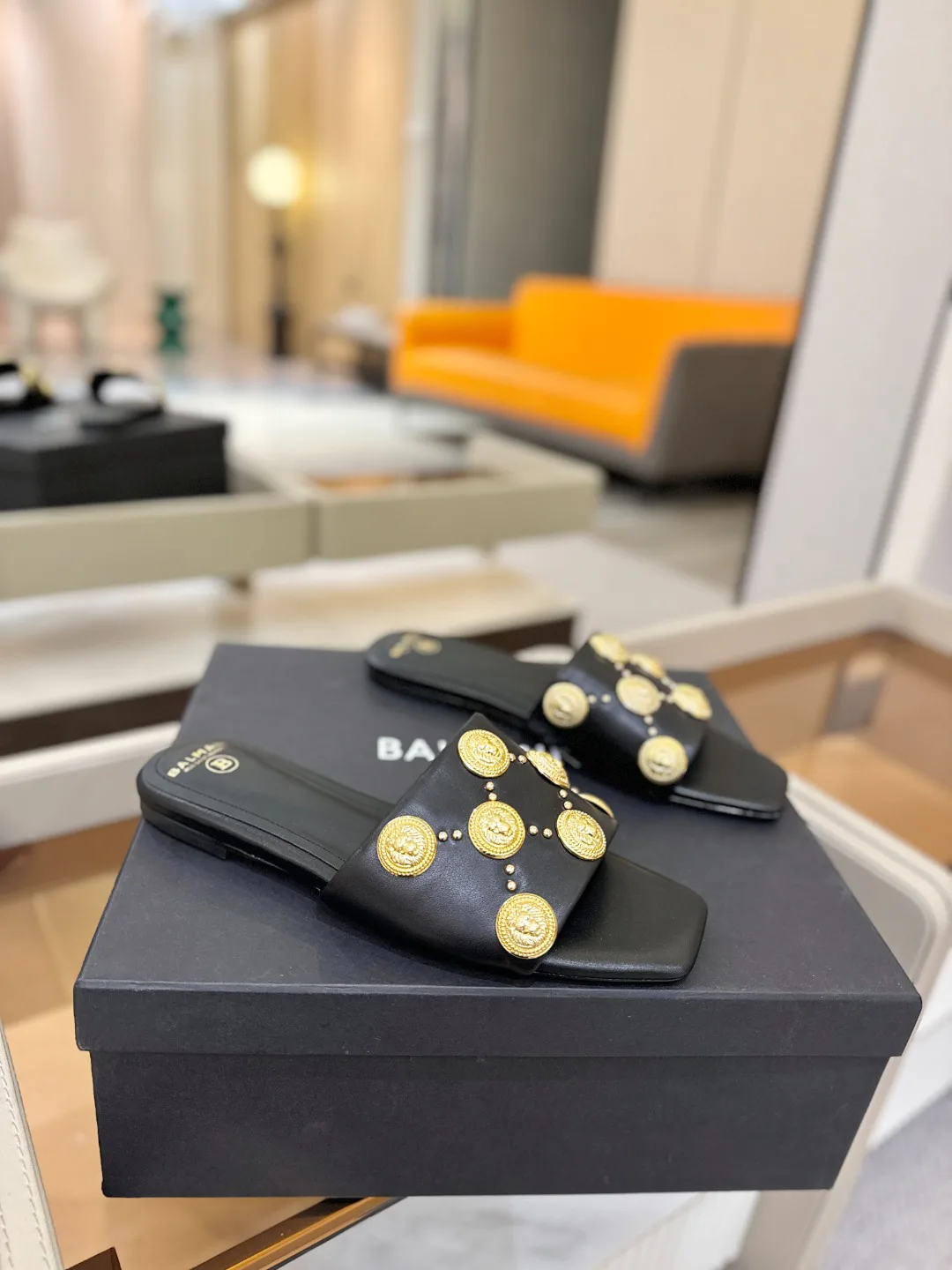 Шлепанцы Женские Balmain 841025