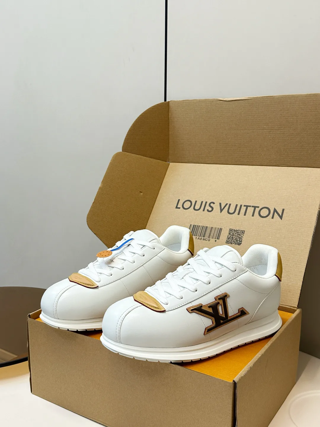 Кроссовки Женские Louis Vuitton 11594924