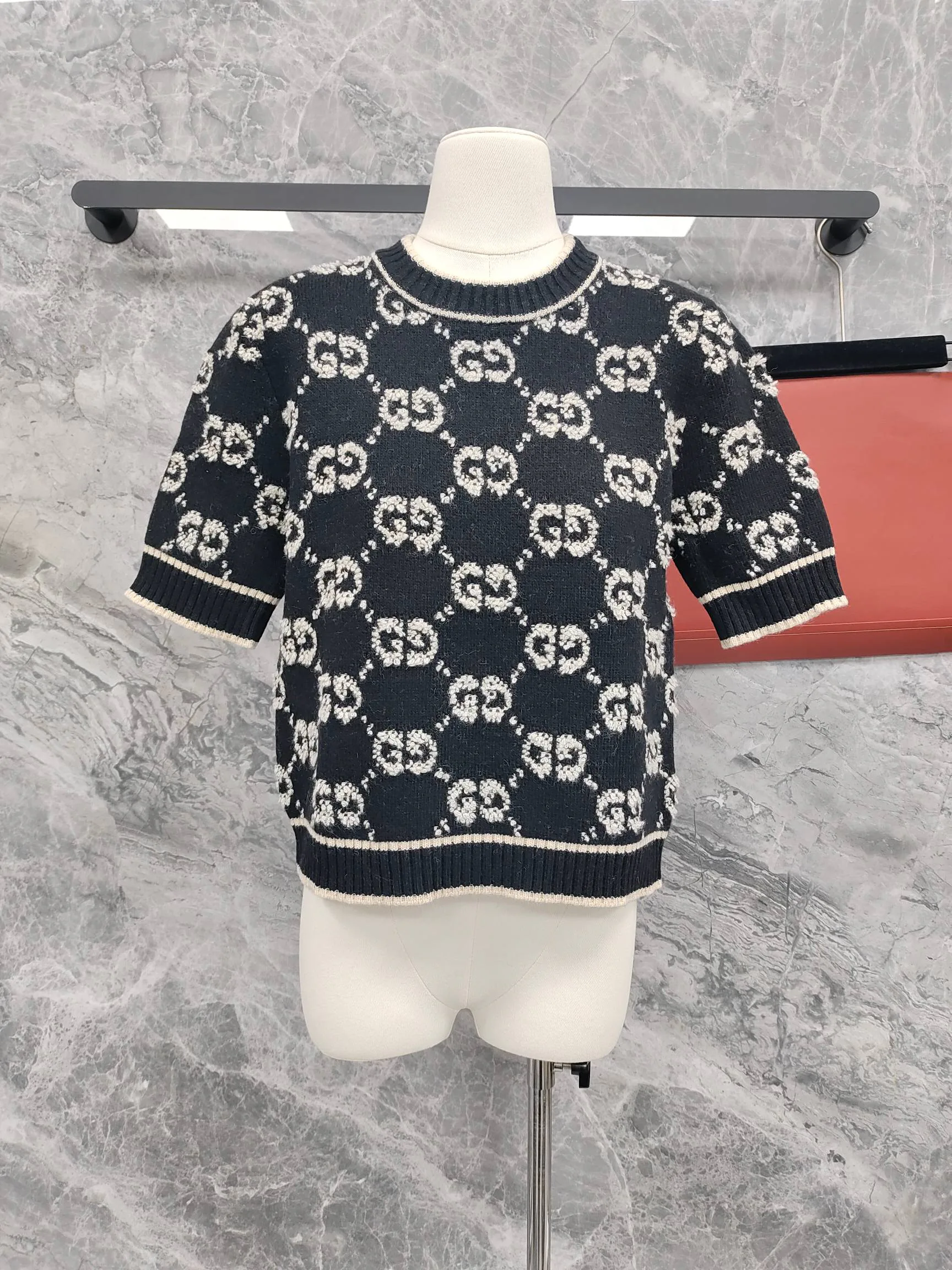 Джемперы И Свитеры Женские Gucci 18743573
