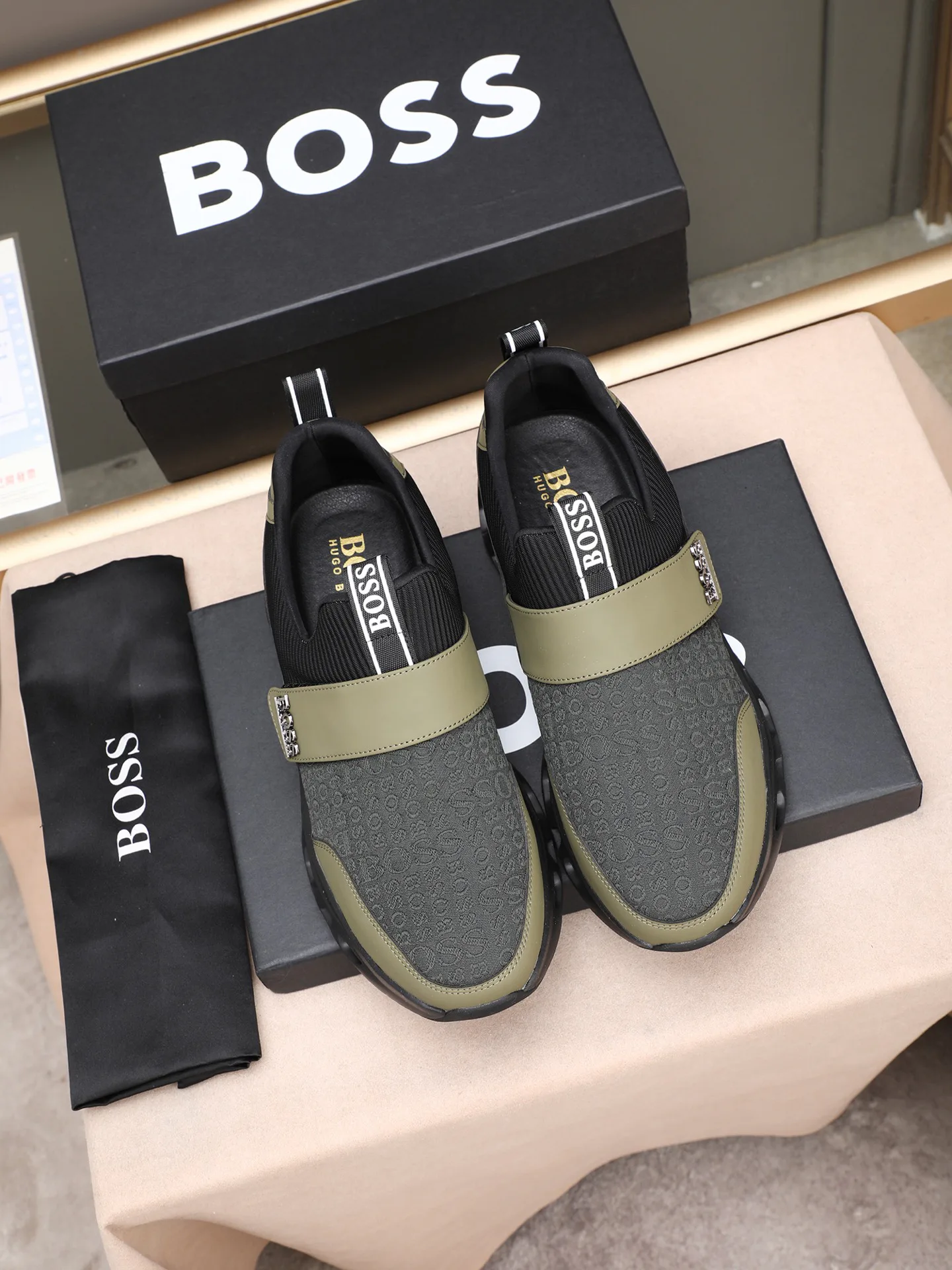 Кроссовки Мужские Hugo Boss 77435