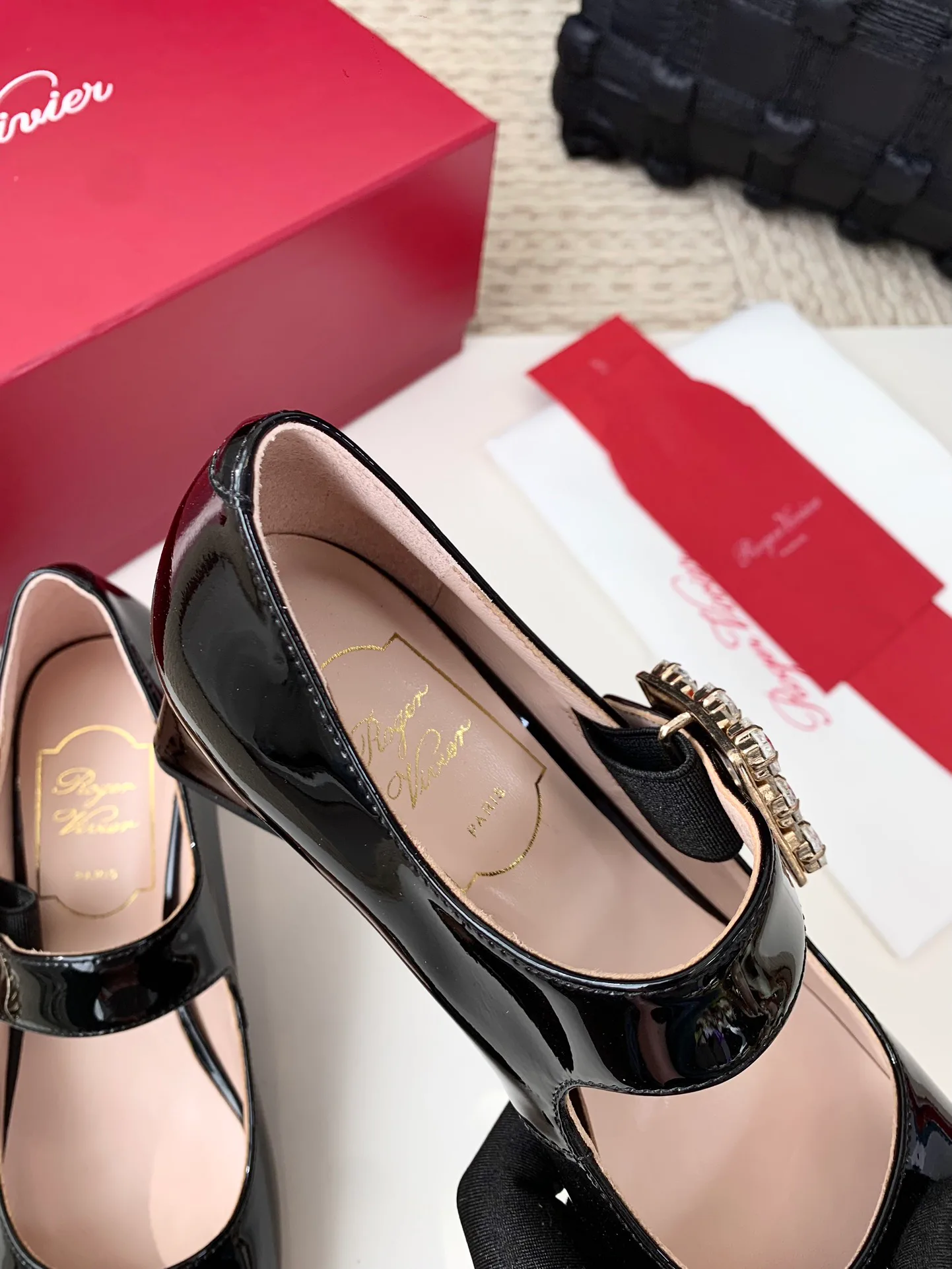 Туфли Женские Roger Vivier 17990350