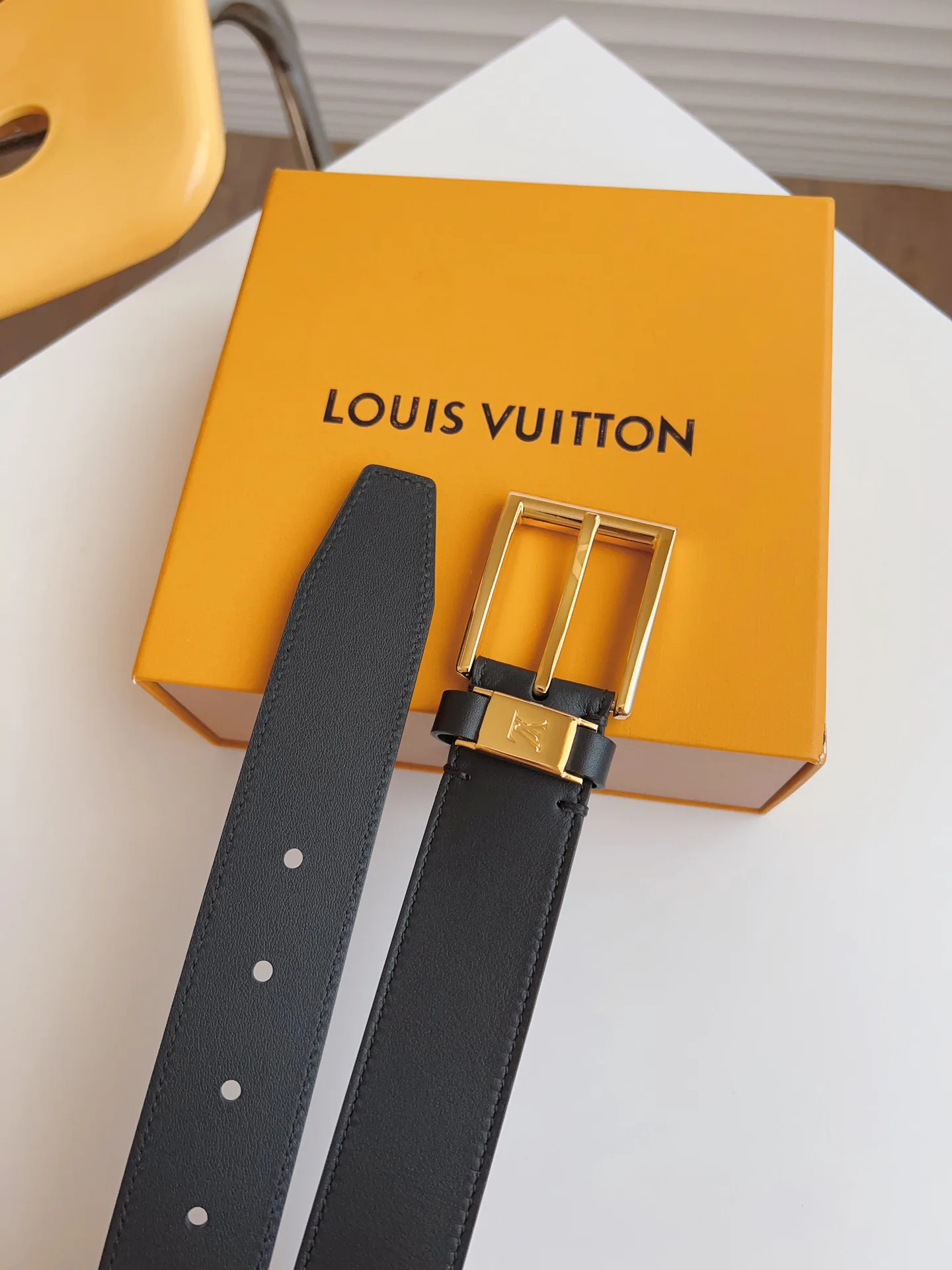 Ремни Louis Vuitton 14066093