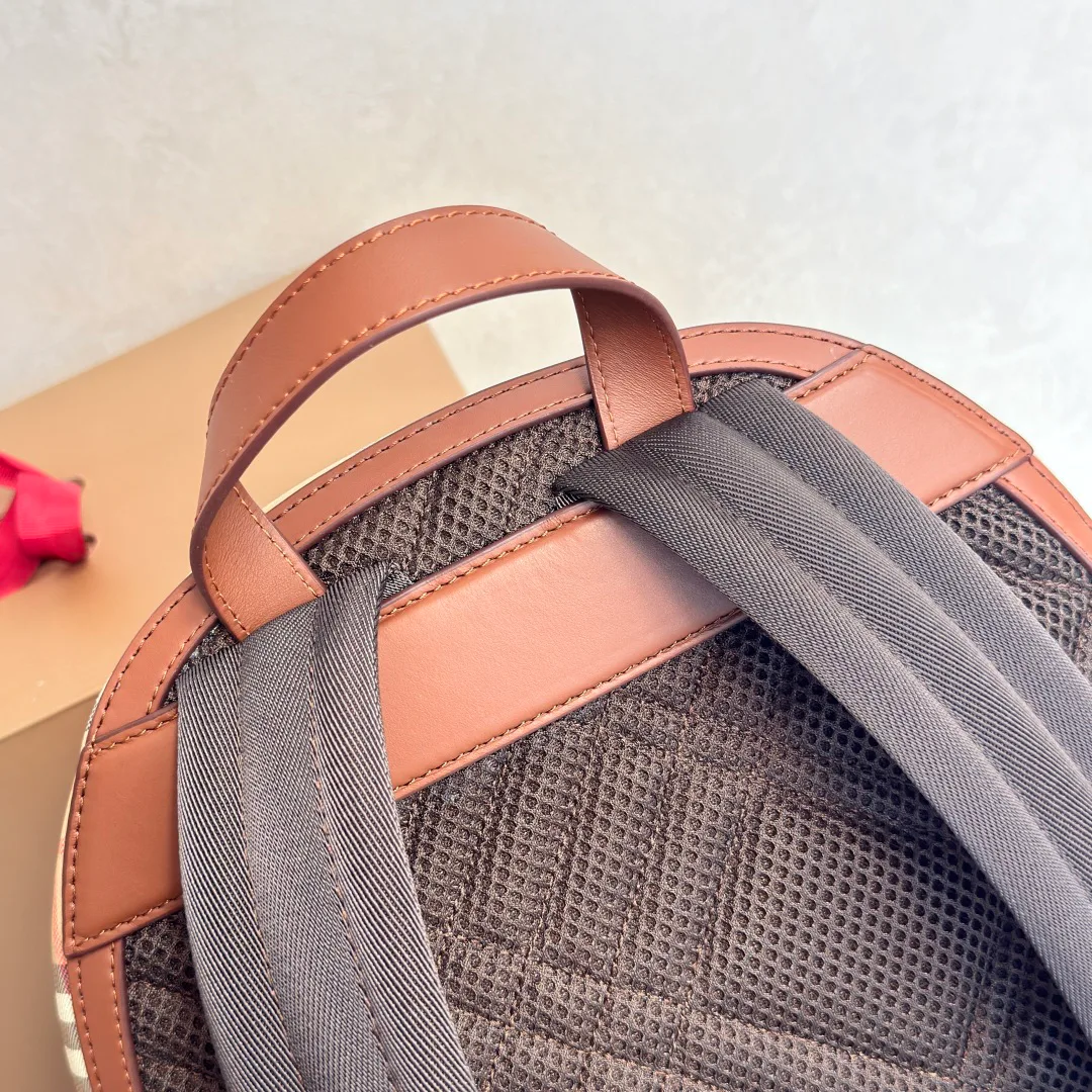 Рюкзаки Женские Burberry 17949151
