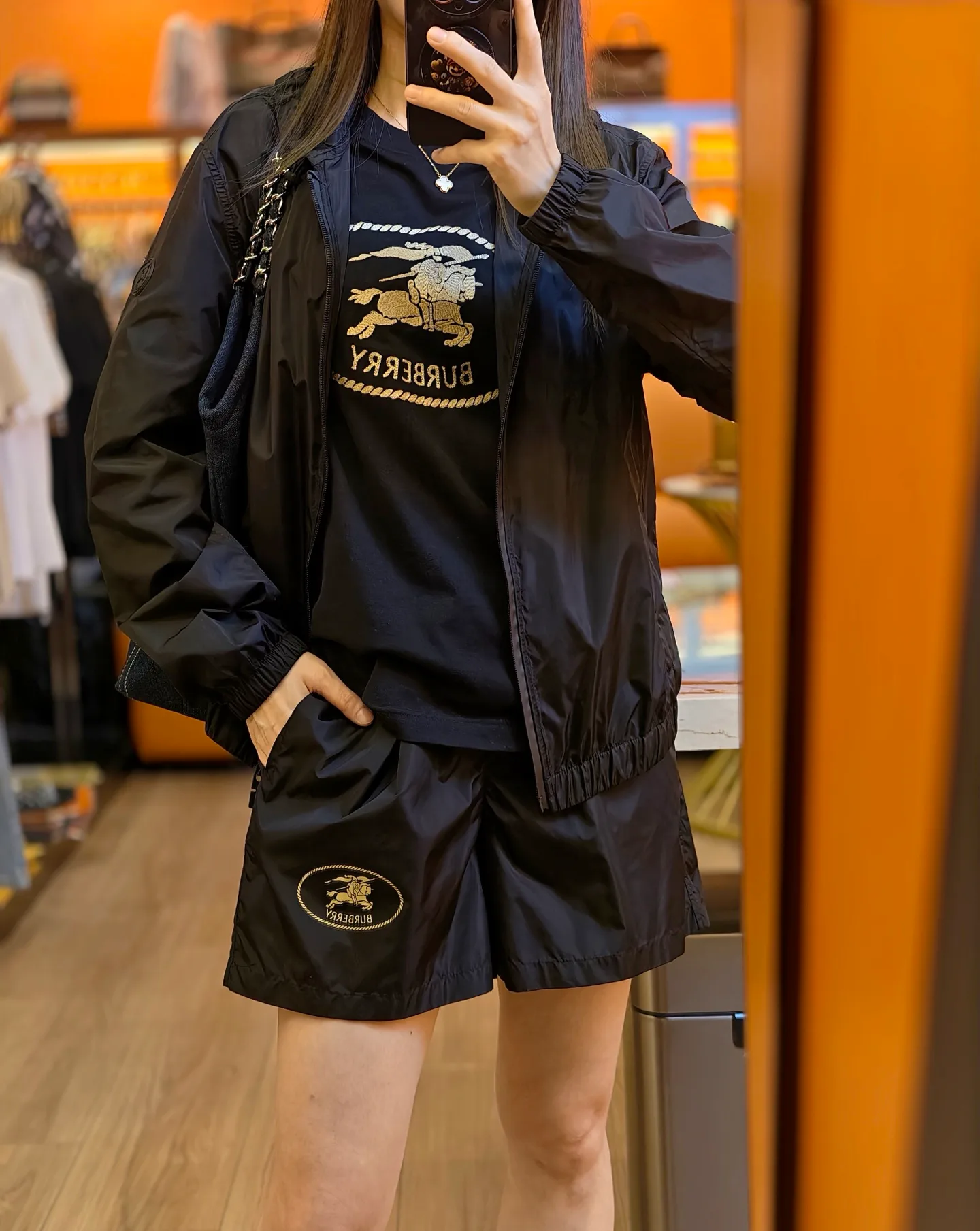 Куртки И Пуховики Женские Burberry 11224928