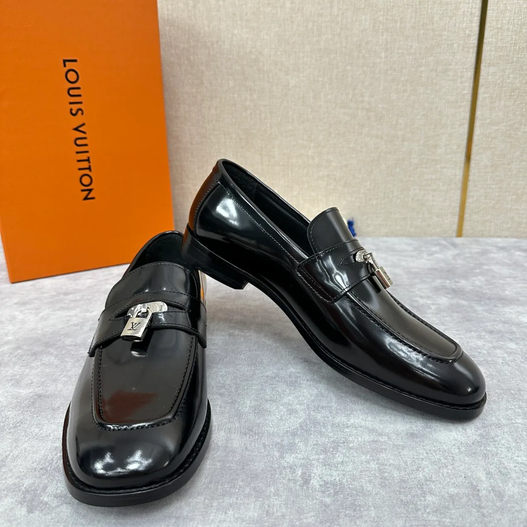 Лоферы И Туфли Мужские Louis Vuitton 18194006