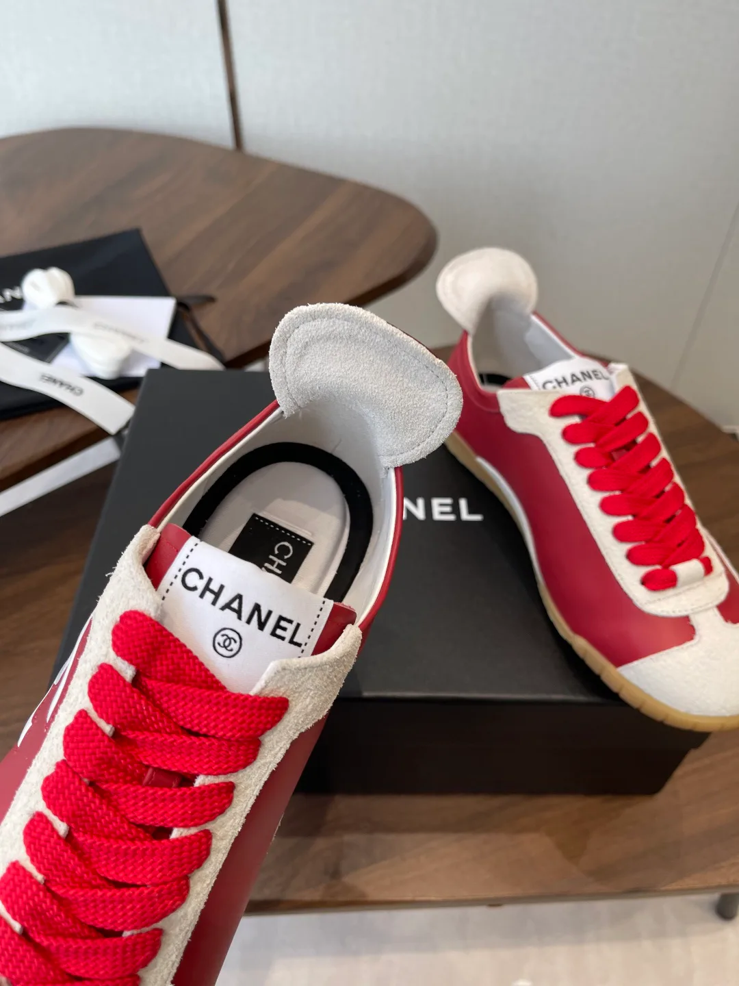 Кроссовки Женские Chanel 11350597