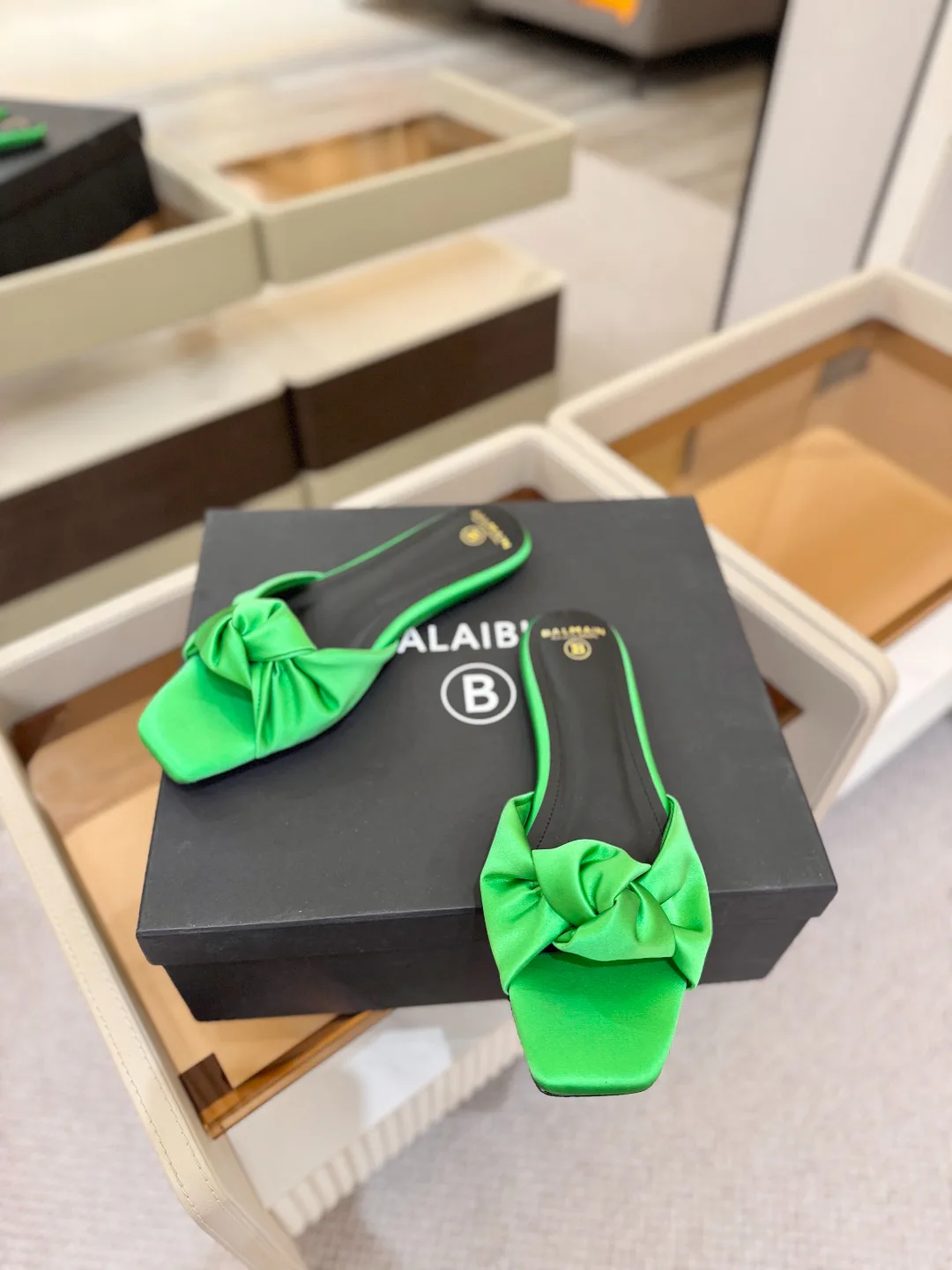 Шлепанцы Женские Balmain 841006