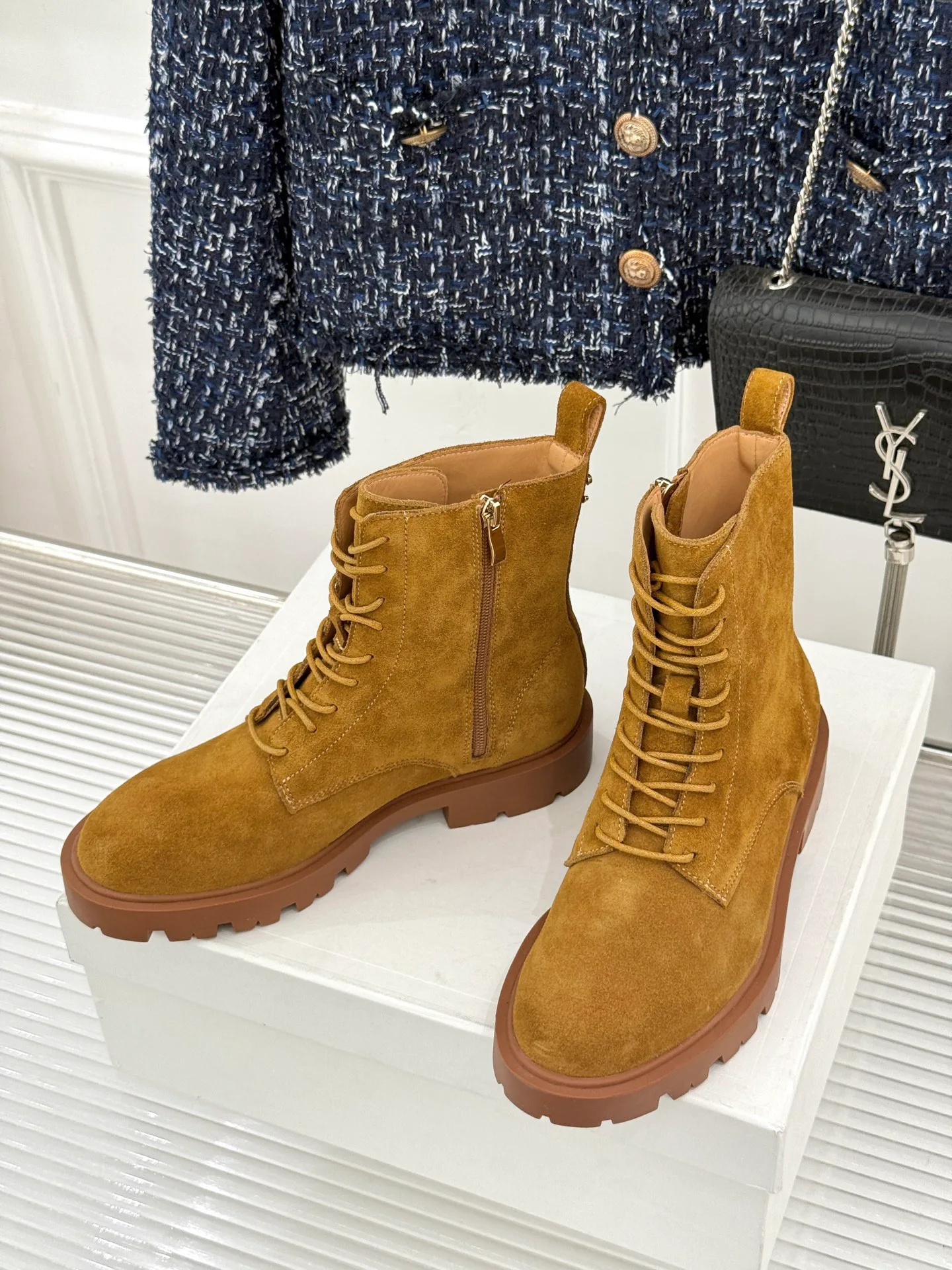 Ботинки Женские Celine 18233567
