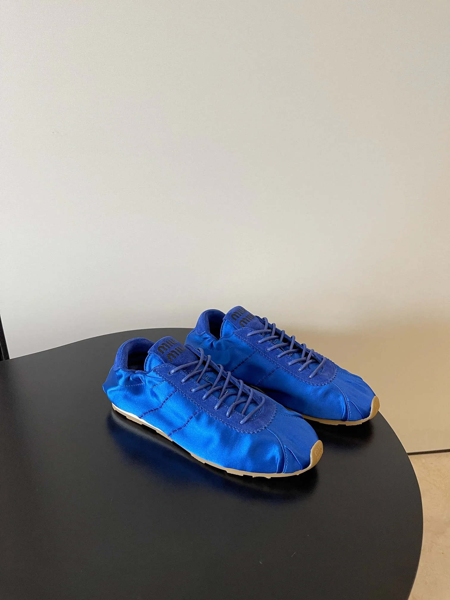 Кроссовки Женские Miu Miu 10655002