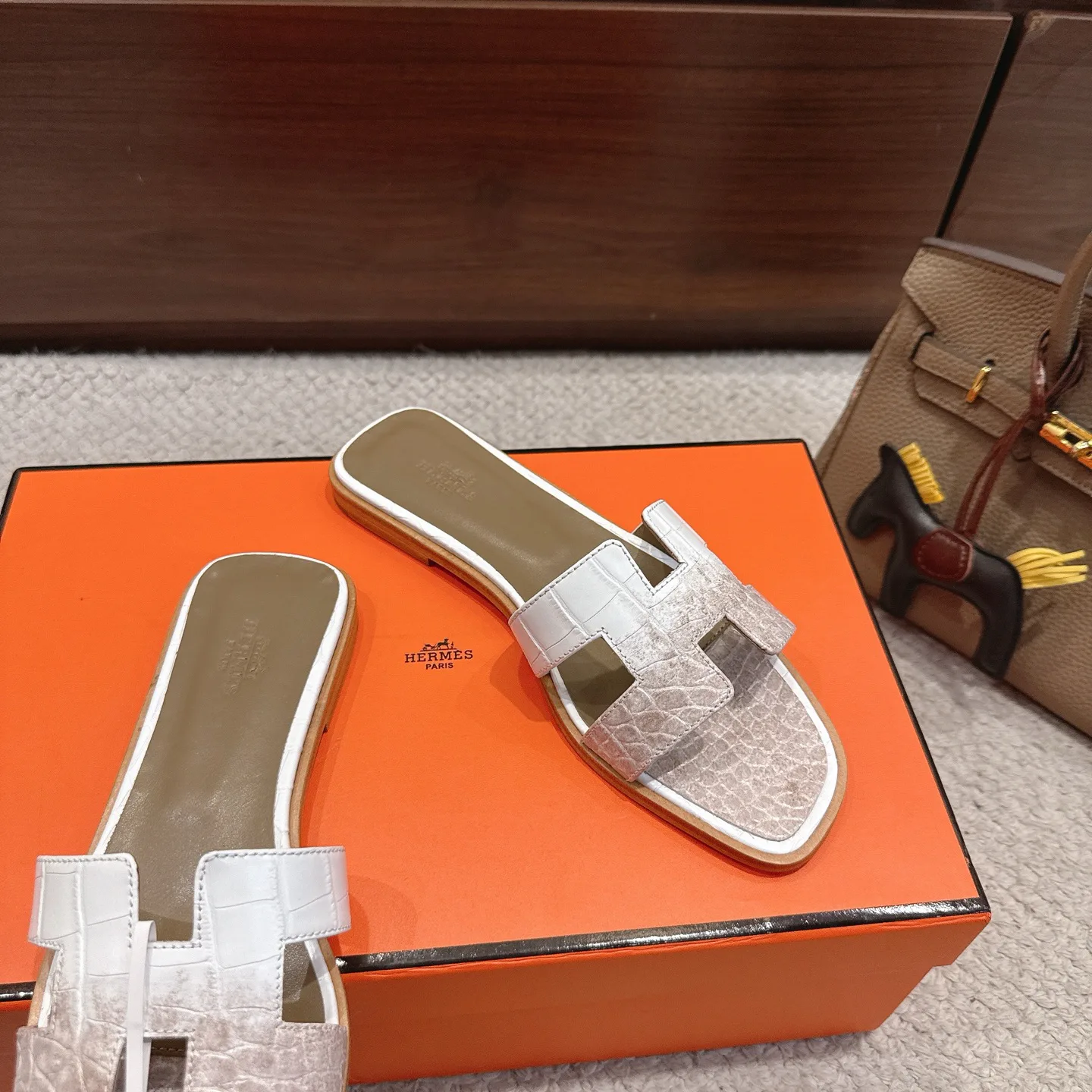 Шлепанцы Женские Hermes 17480668