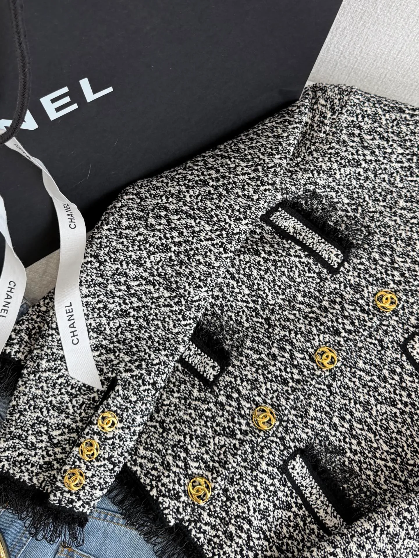 Жакеты Женские Chanel 18119547