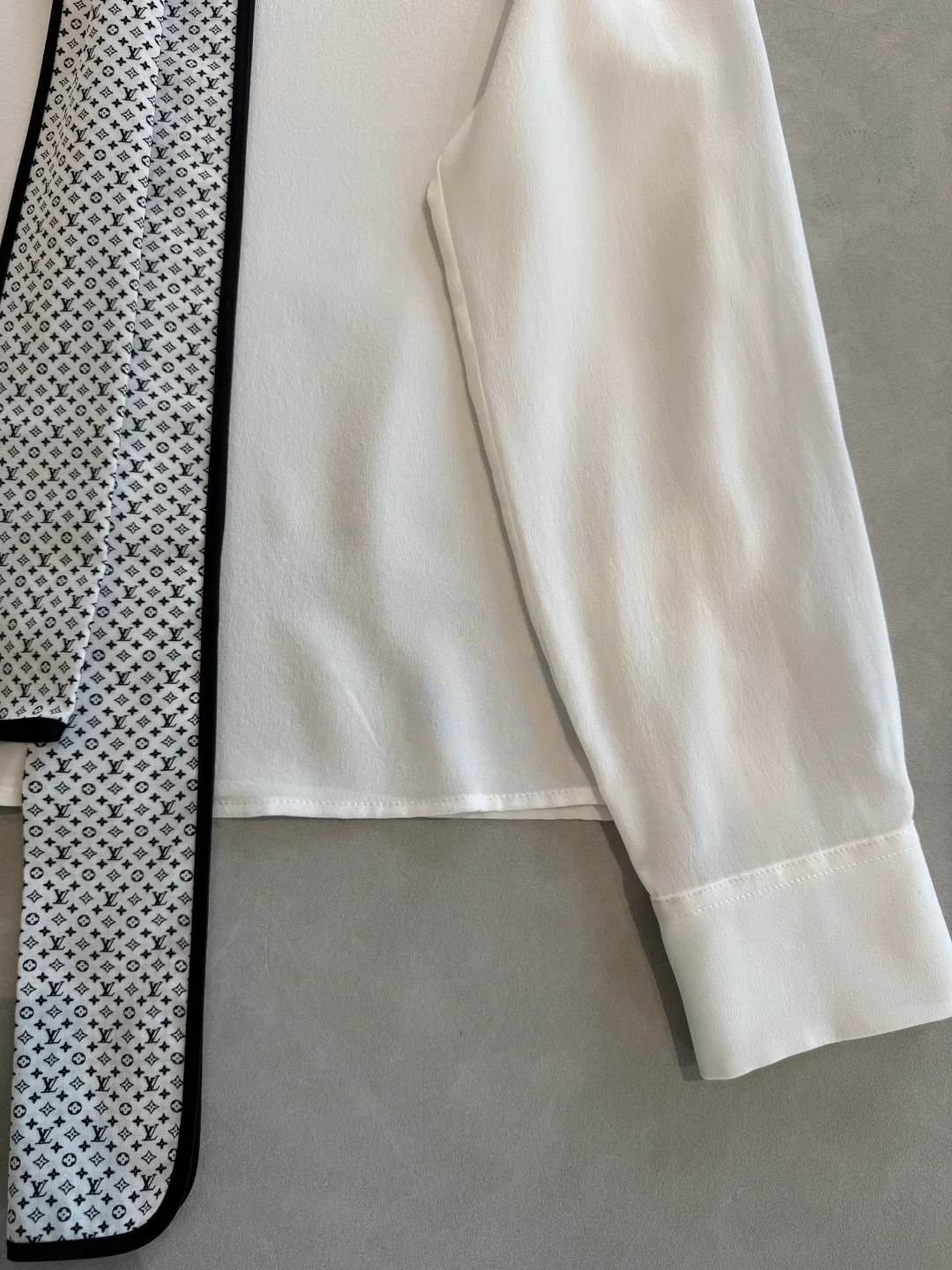 Рубашки Женские Louis Vuitton 12298573