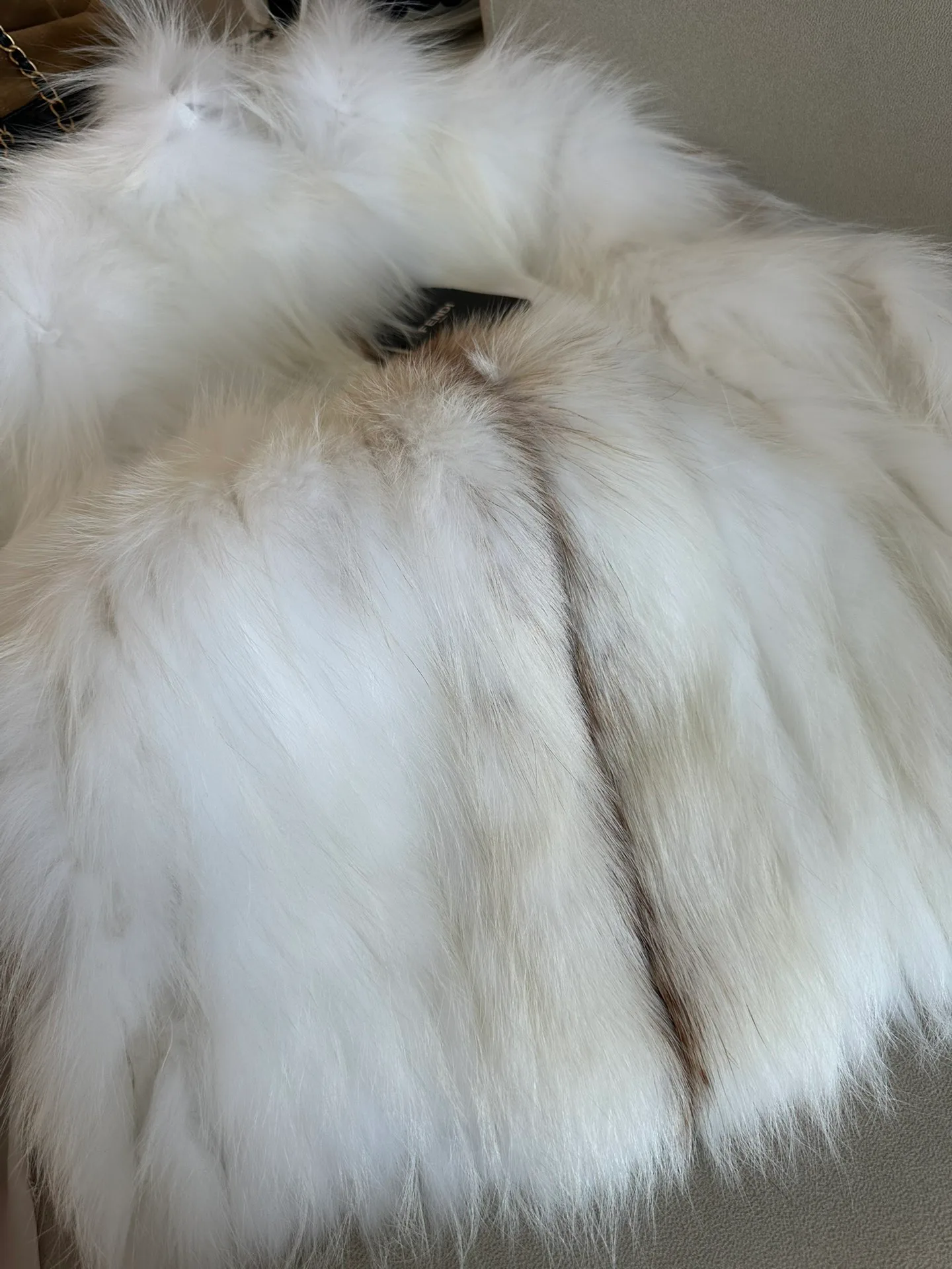 Шубы Женские Fendi 18437634