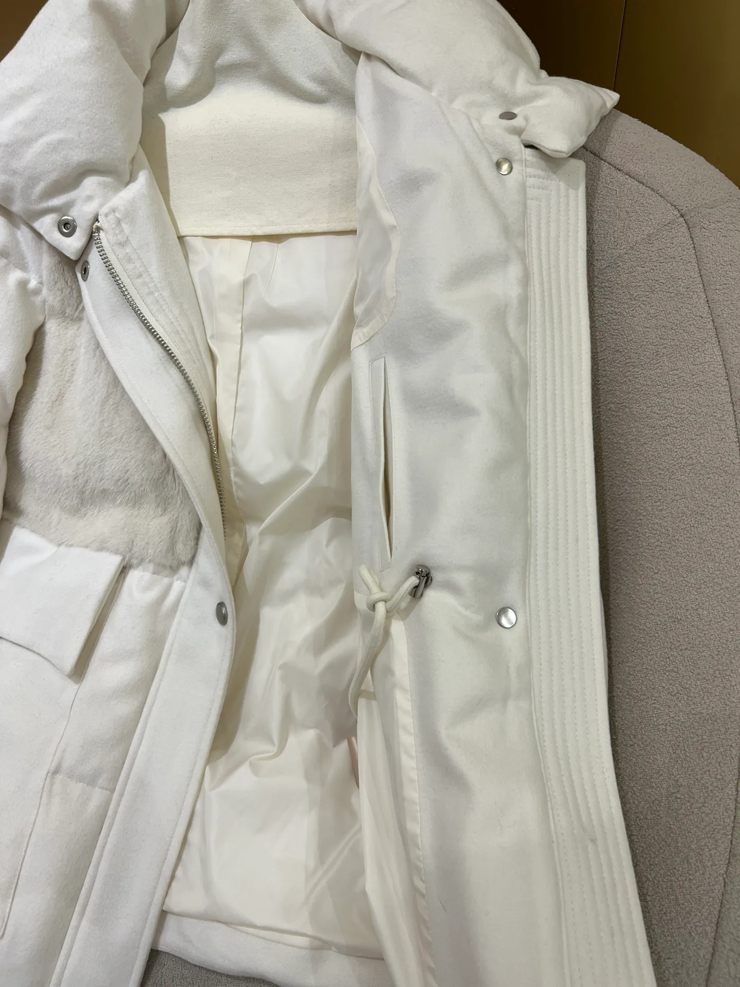 Куртки И Пуховики Женские Loro Piana 366280