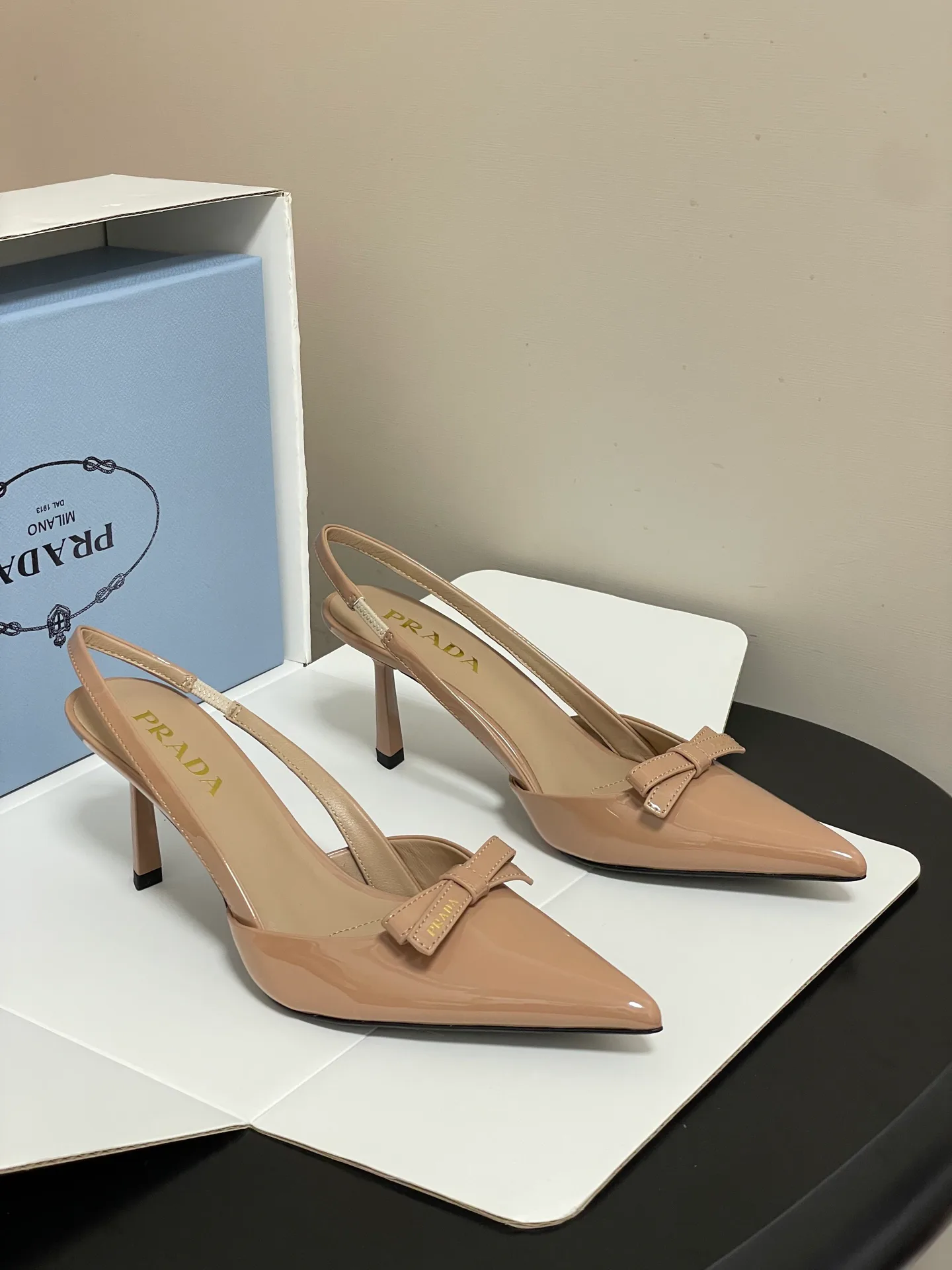 Босоножки Женские Prada 13559204