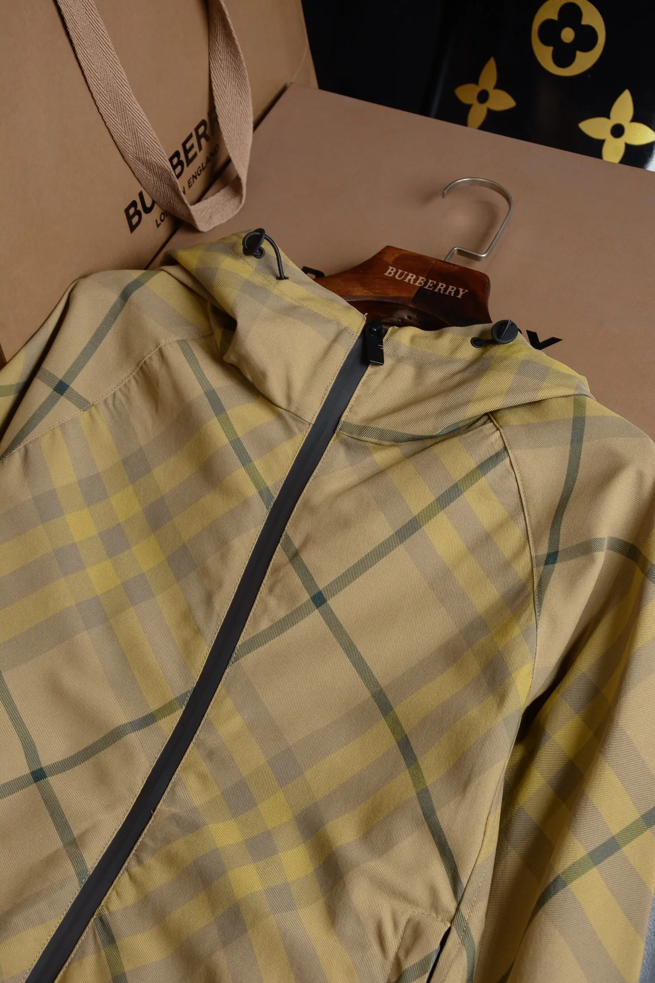 Куртки И Пуховики Мужские Burberry 13432896