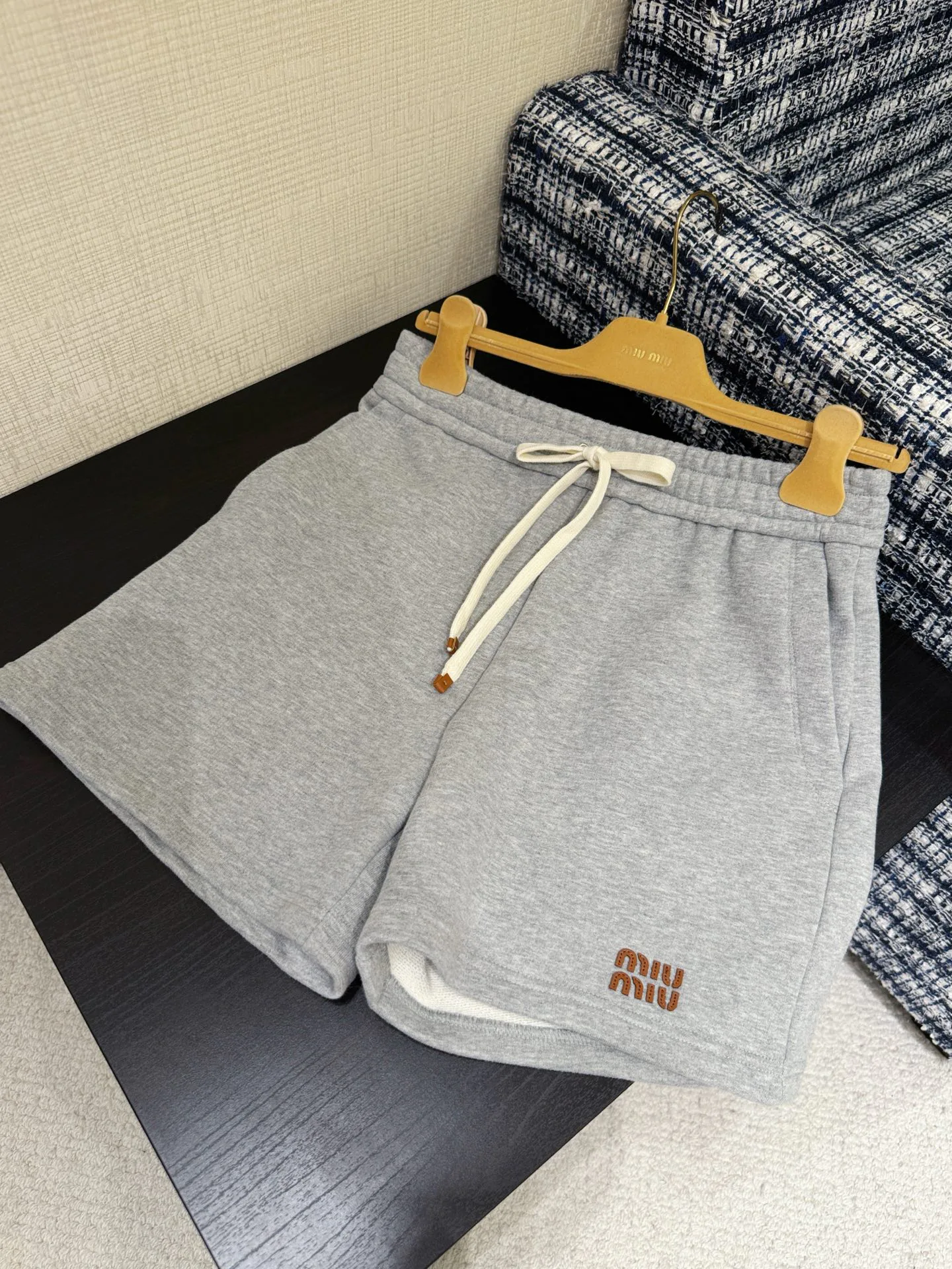 Шорты Женские Miu Miu 27417