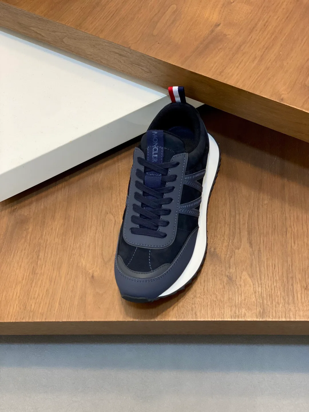 Кроссовки Мужские Moncler 317940