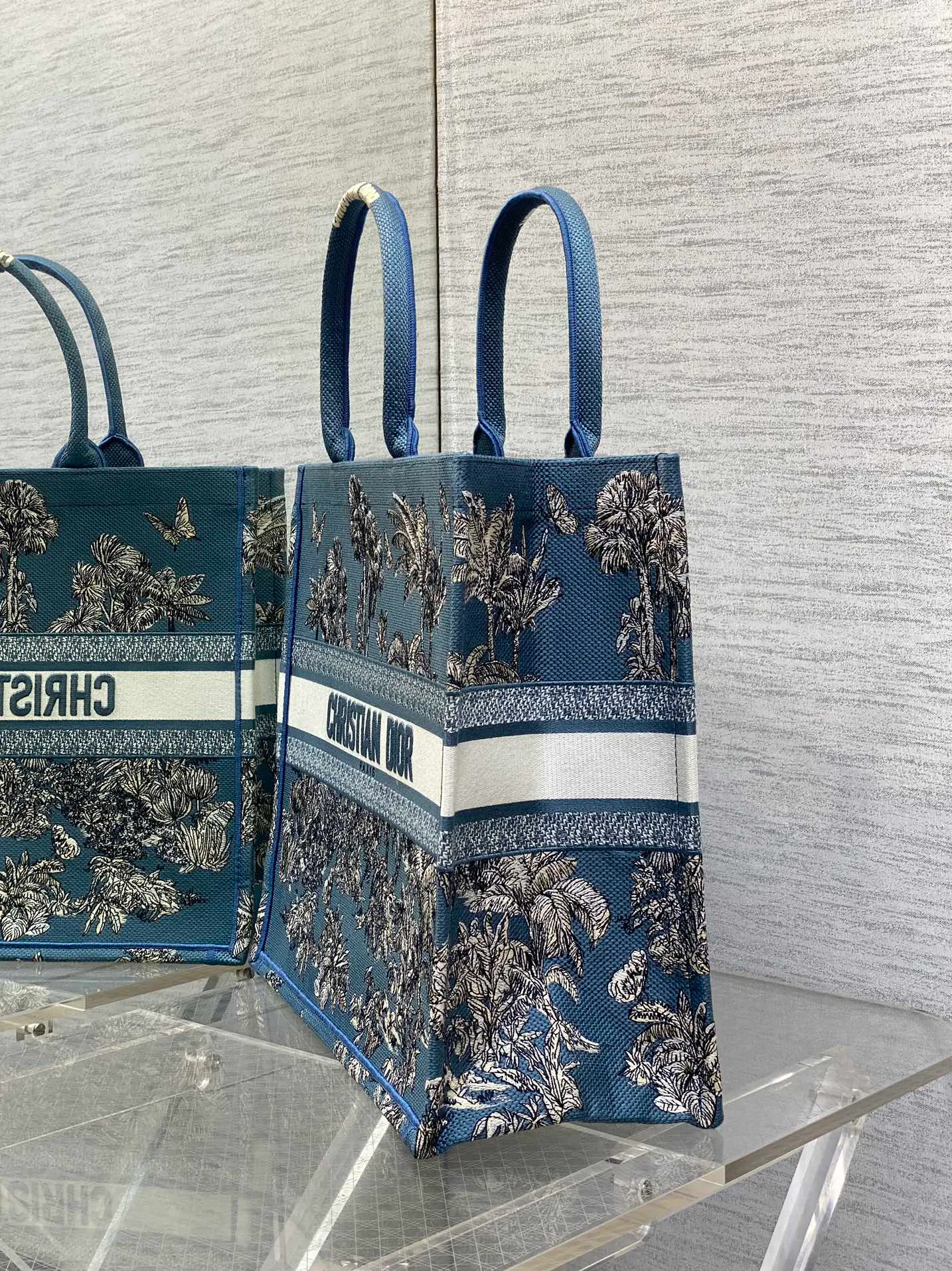 Классические Сумки Женские Christian Dior 82449