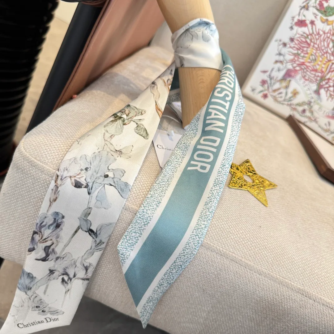 Платки Christian Dior 11649675