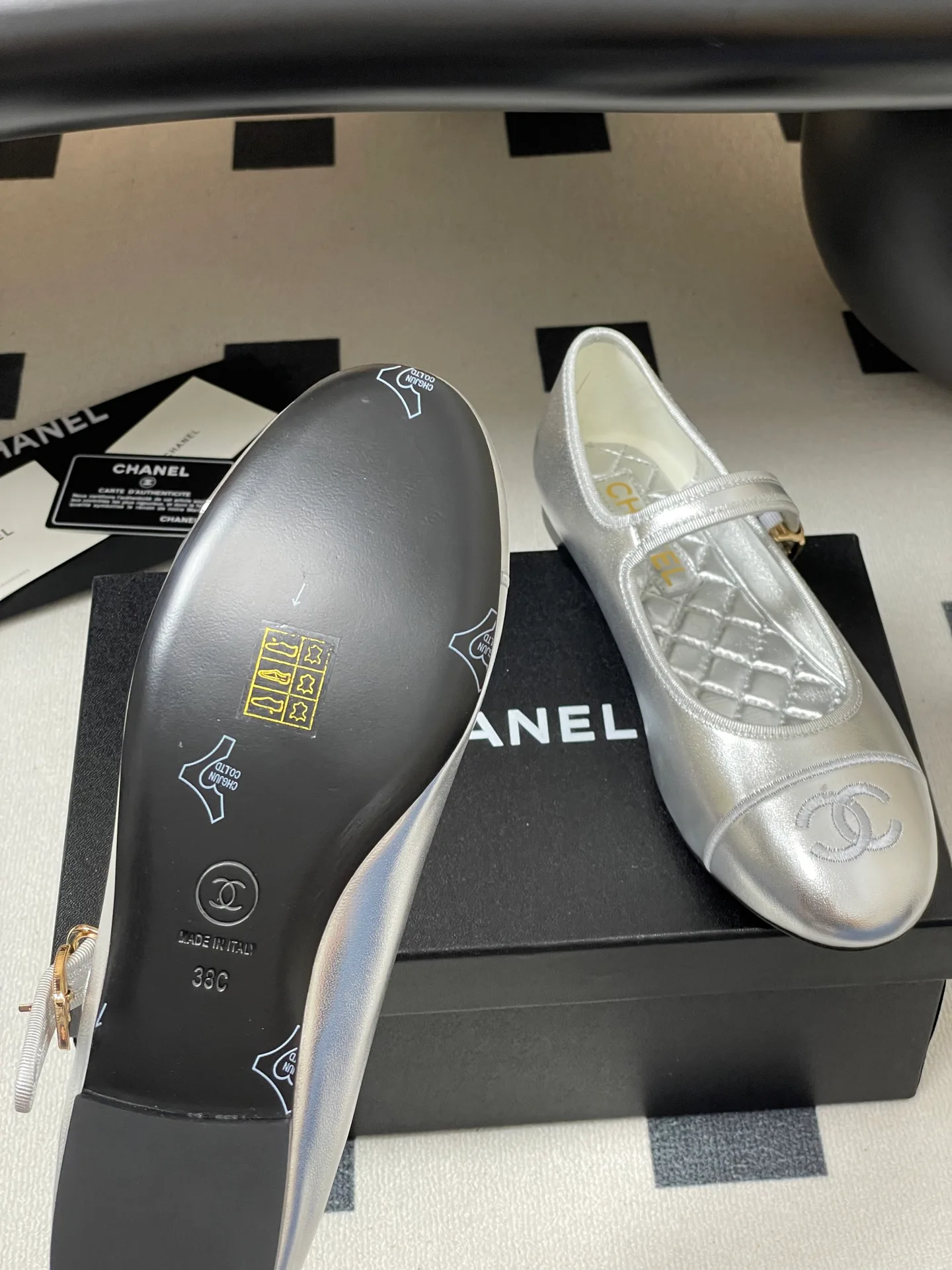 Туфли Женские Chanel 18764075