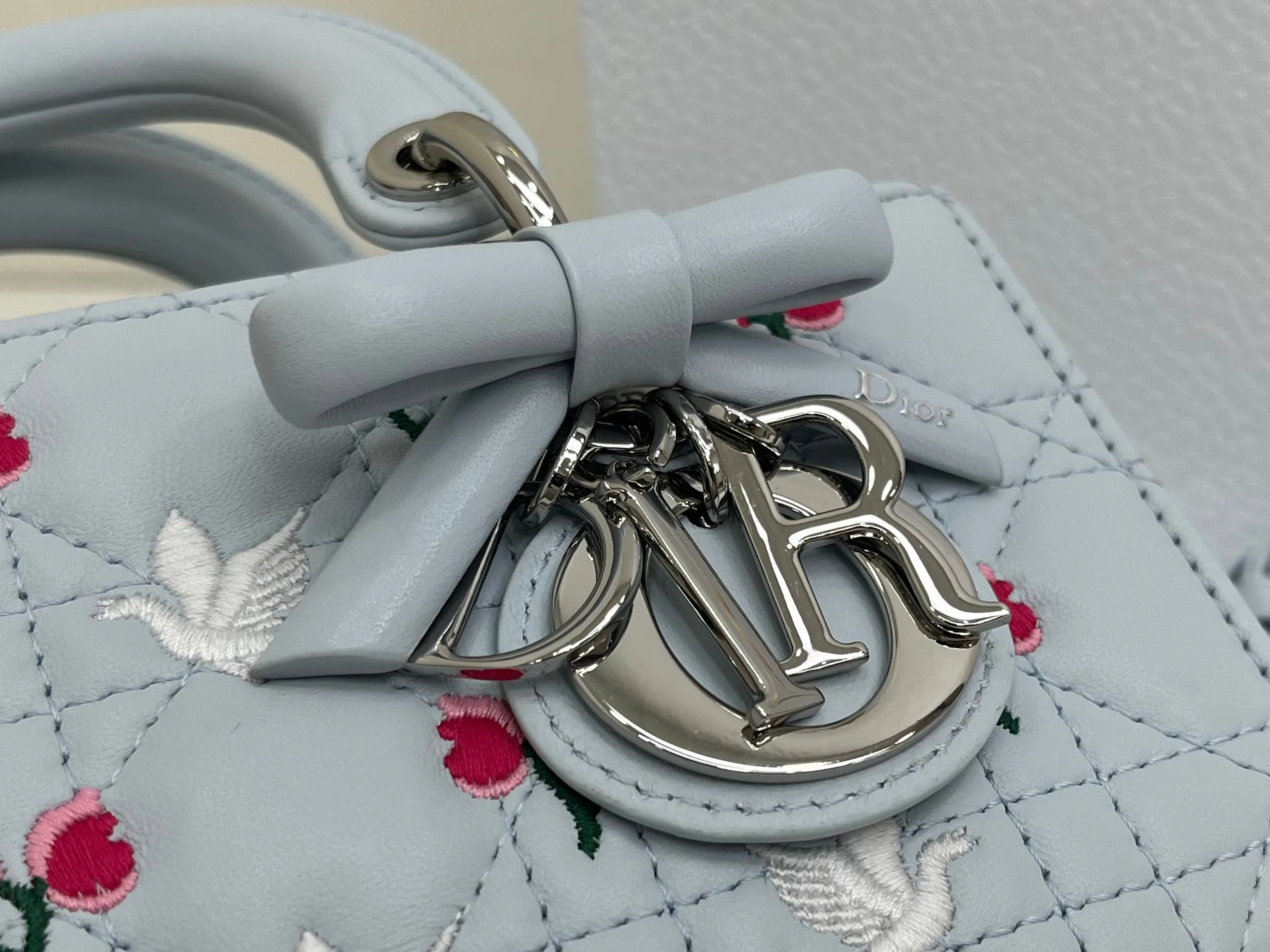 Классические Сумки Женские Christian Dior 17407047