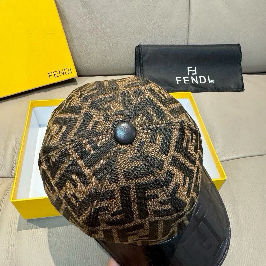Головные Уборы Fendi 17515239