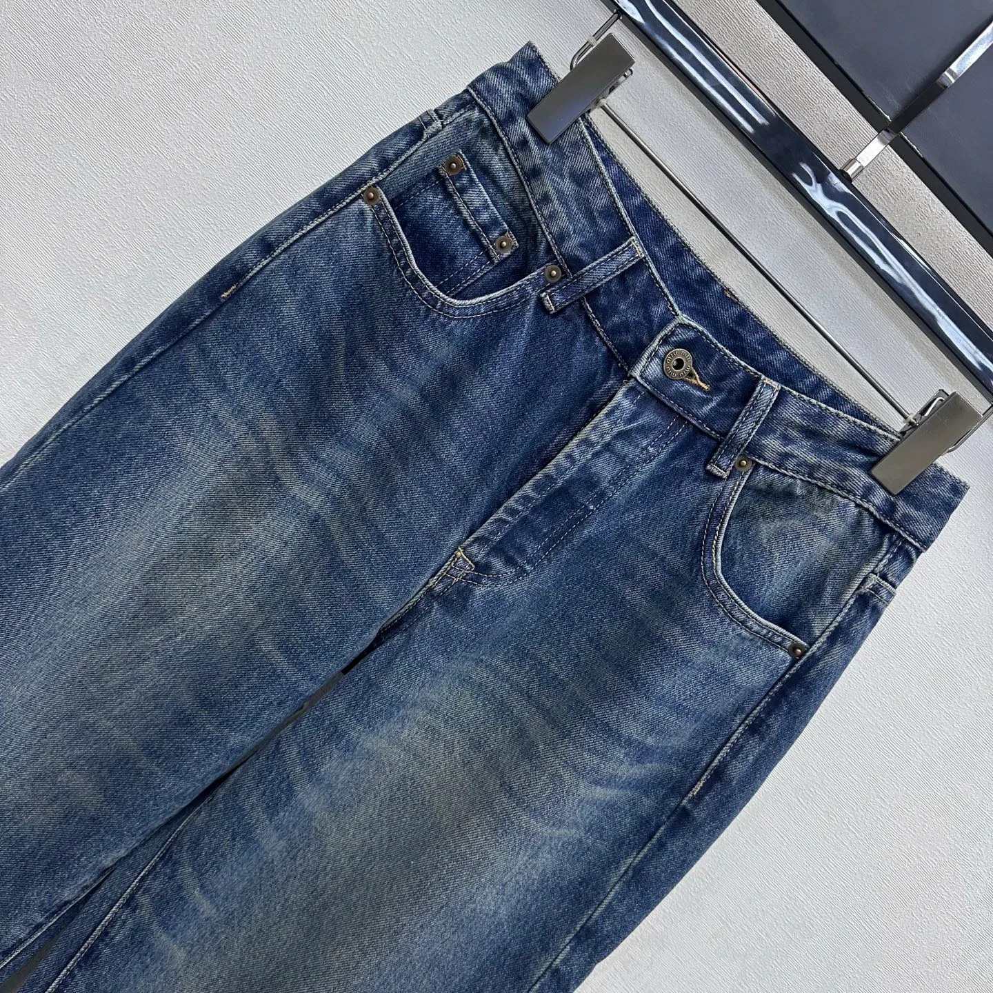 Джинсы Женские Miu Miu 18432126