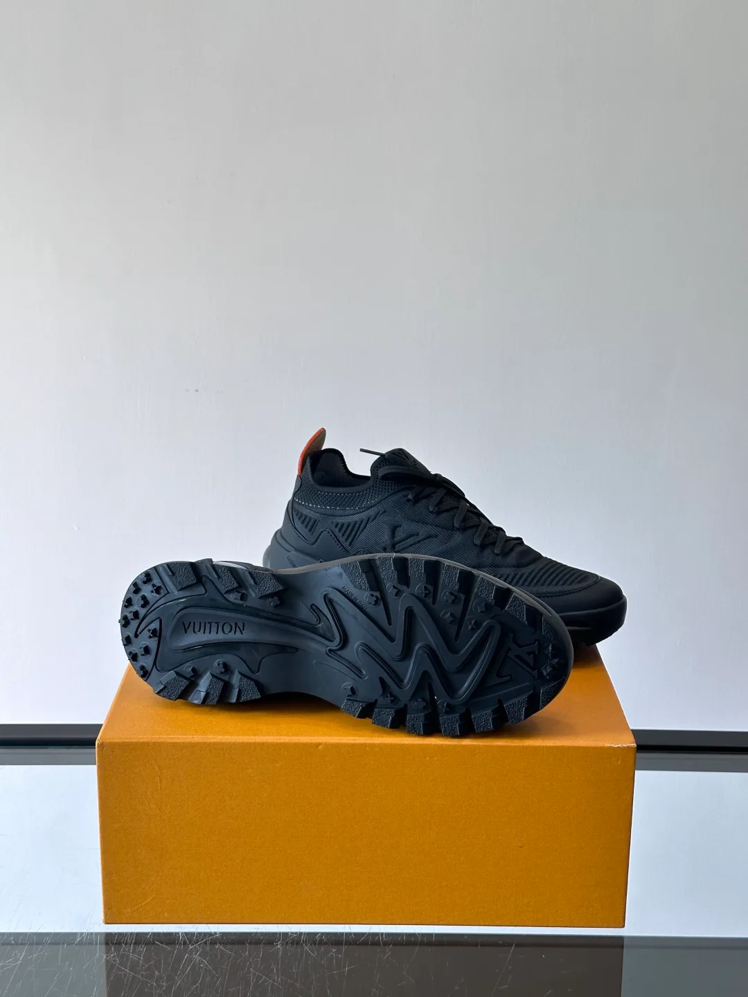 Кроссовки Женские Louis Vuitton 105788