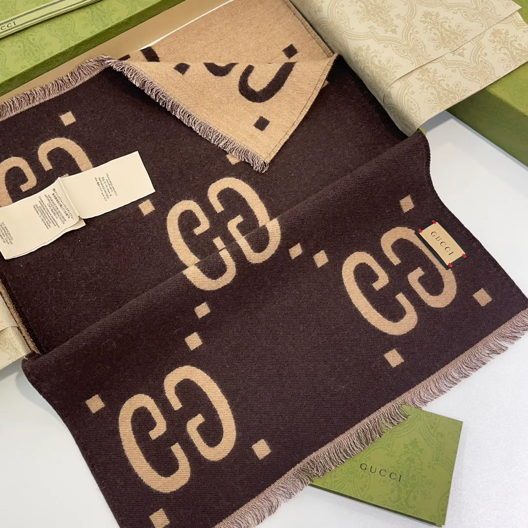 Шарфы Gucci 673691