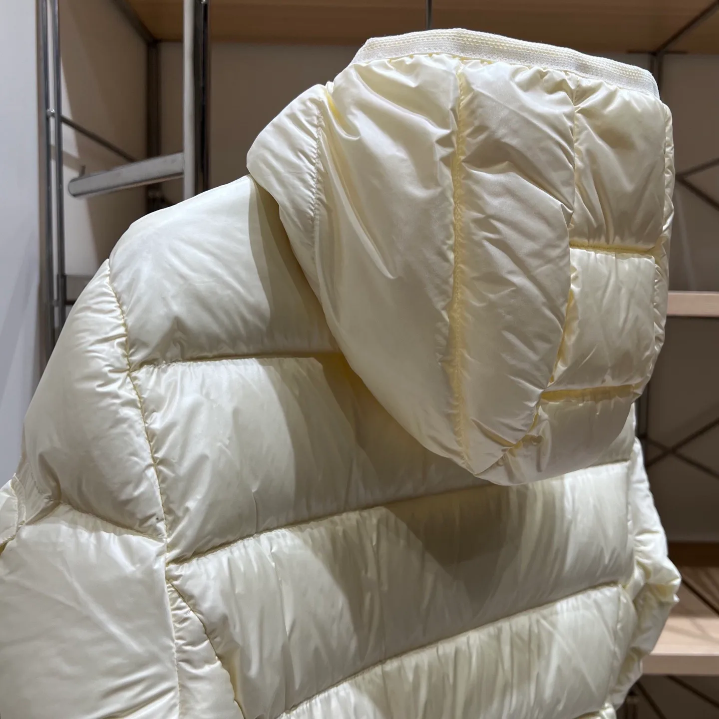 Куртки И Пуховики Женские Moncler 18043628