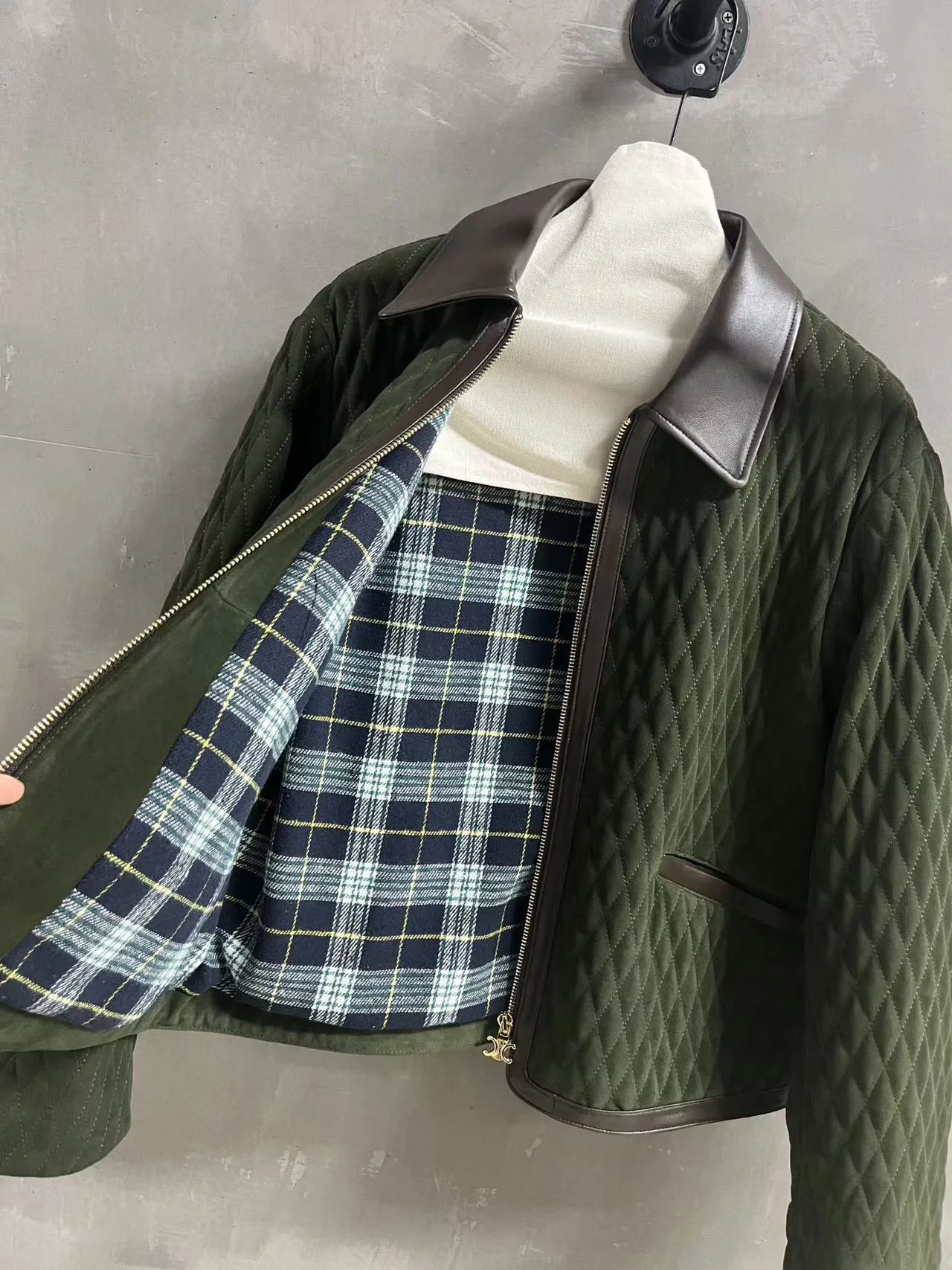 Куртки И Пуховики Женские Celine 150207