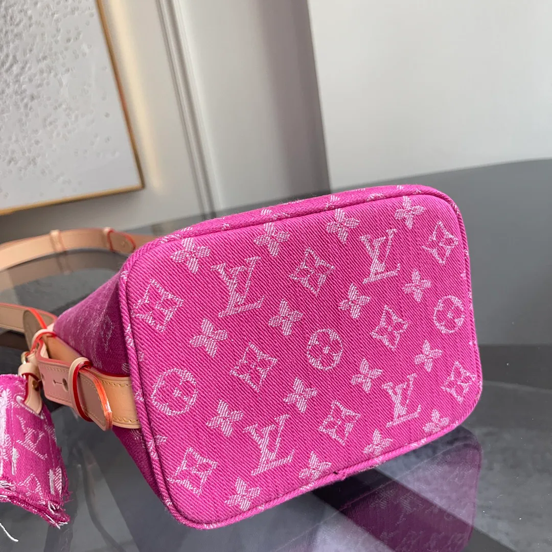 Сумки На Ремне Женские Louis Vuitton 11886366