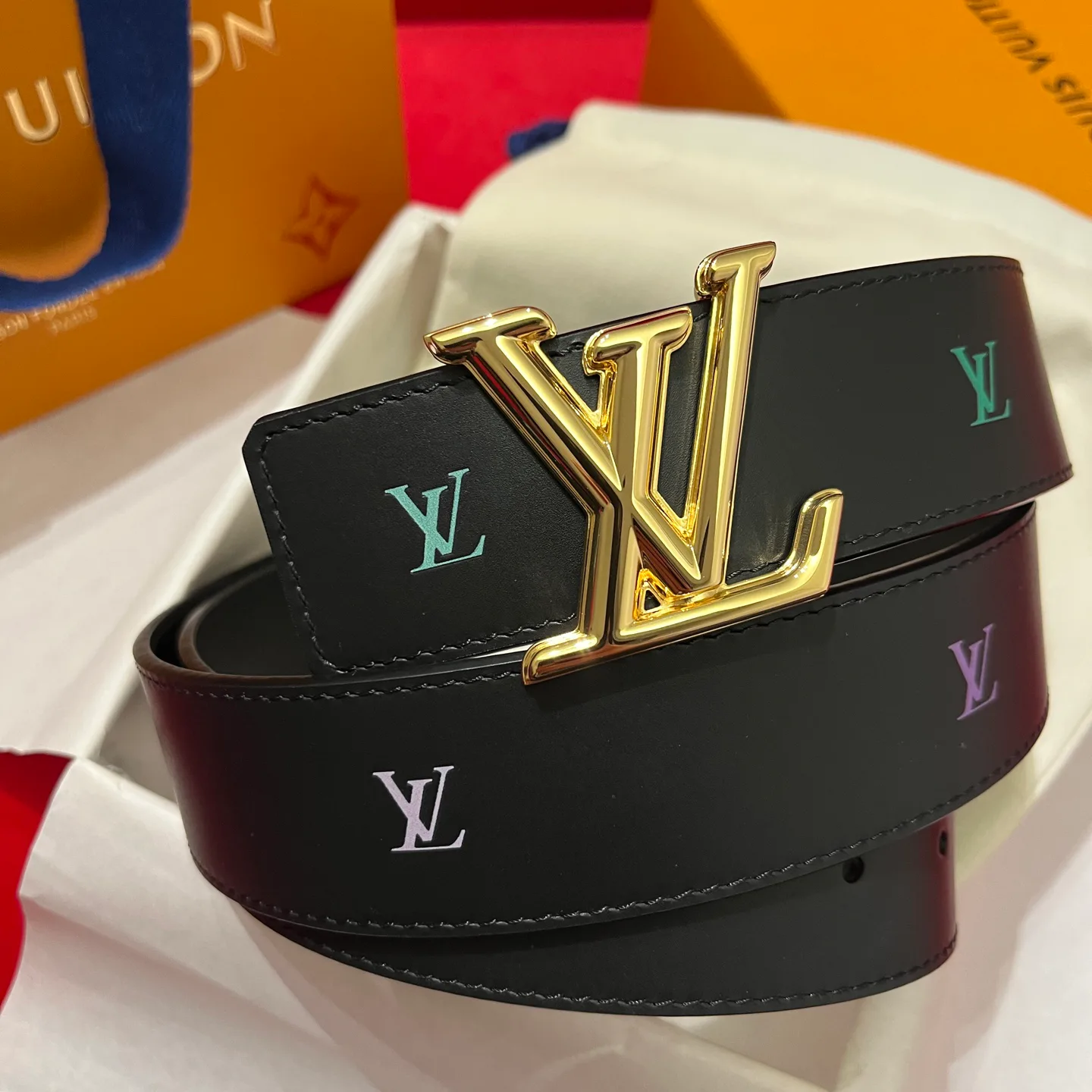 Ремни Louis Vuitton 17645337