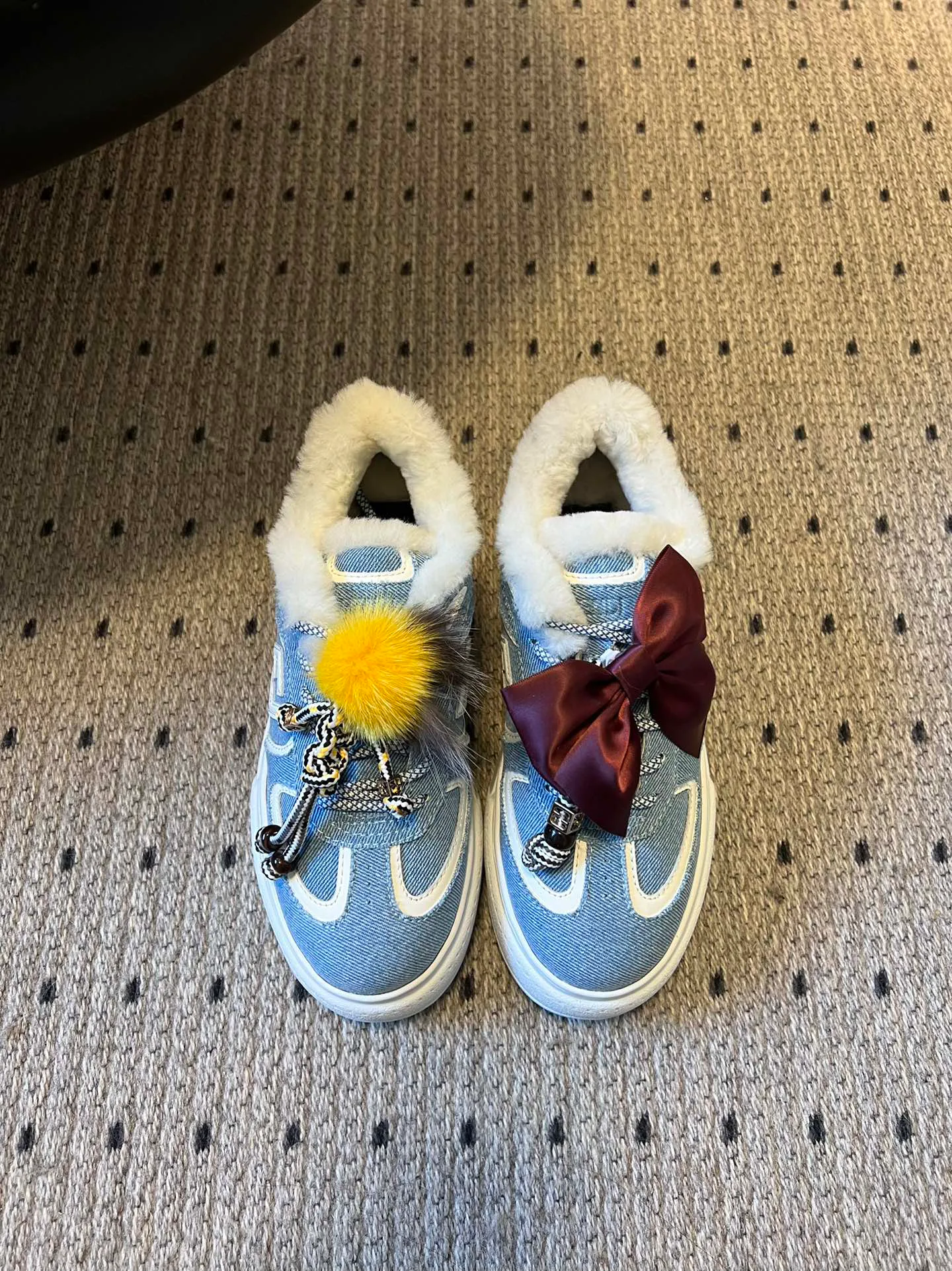 Кроссовки Женские Fendi 927561