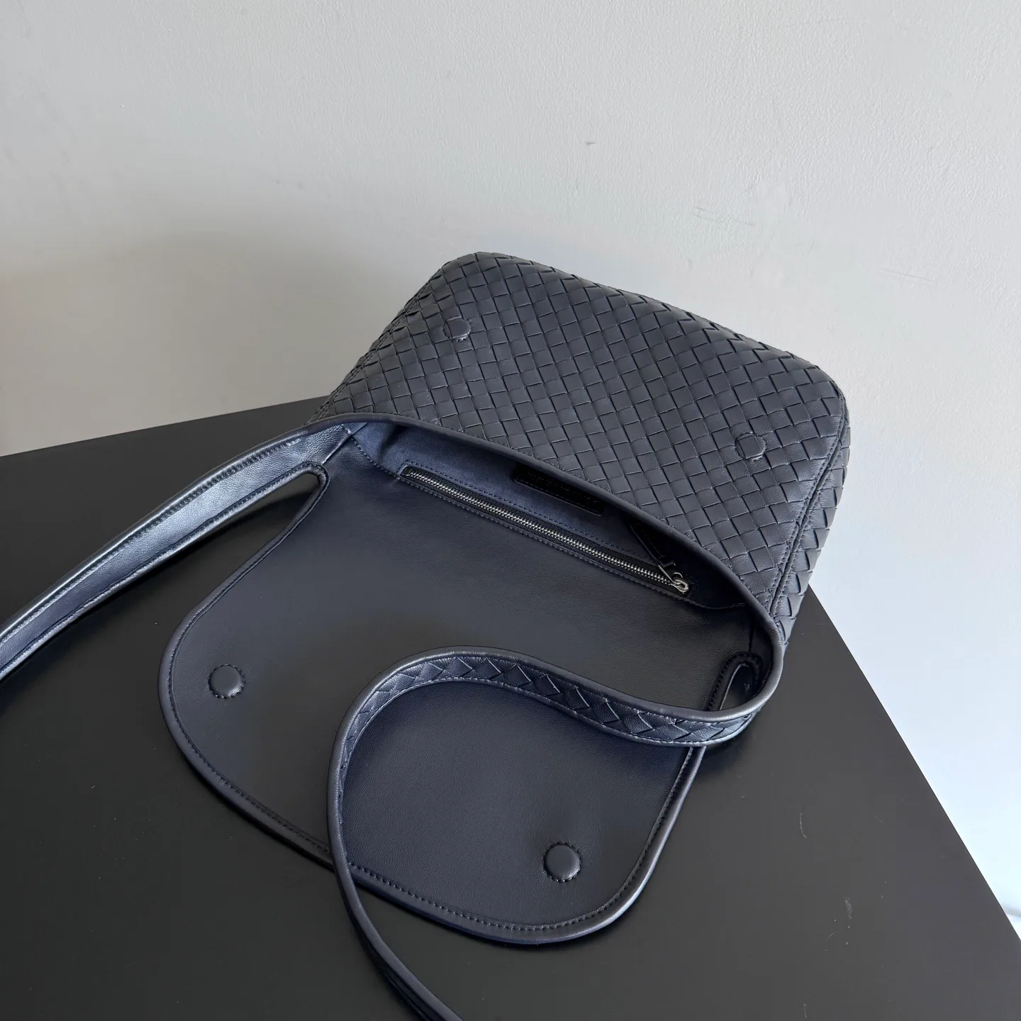 Классические Сумки Женские Bottega Veneta 18004864