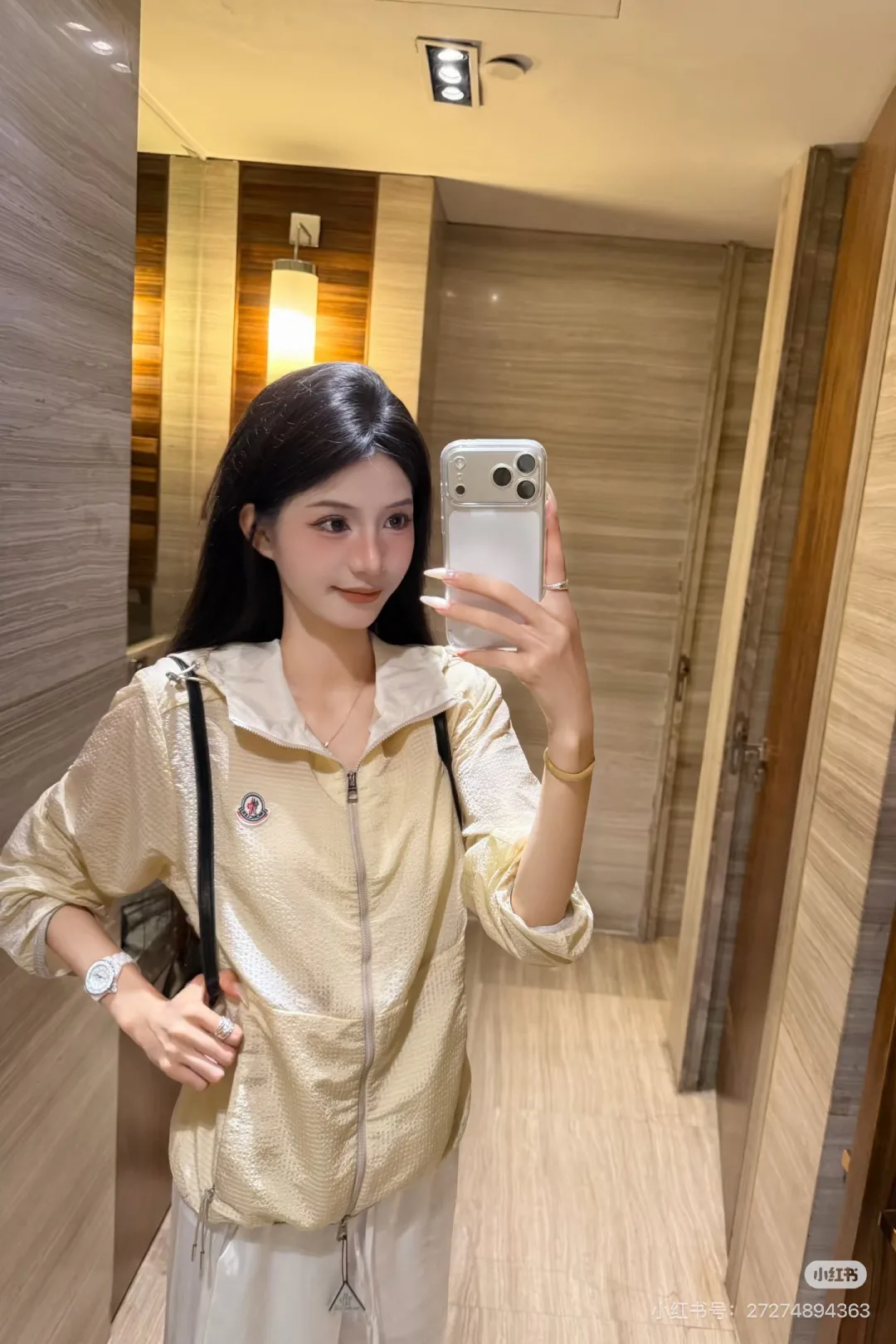 Куртки И Пуховики Мужские Moncler 17480515