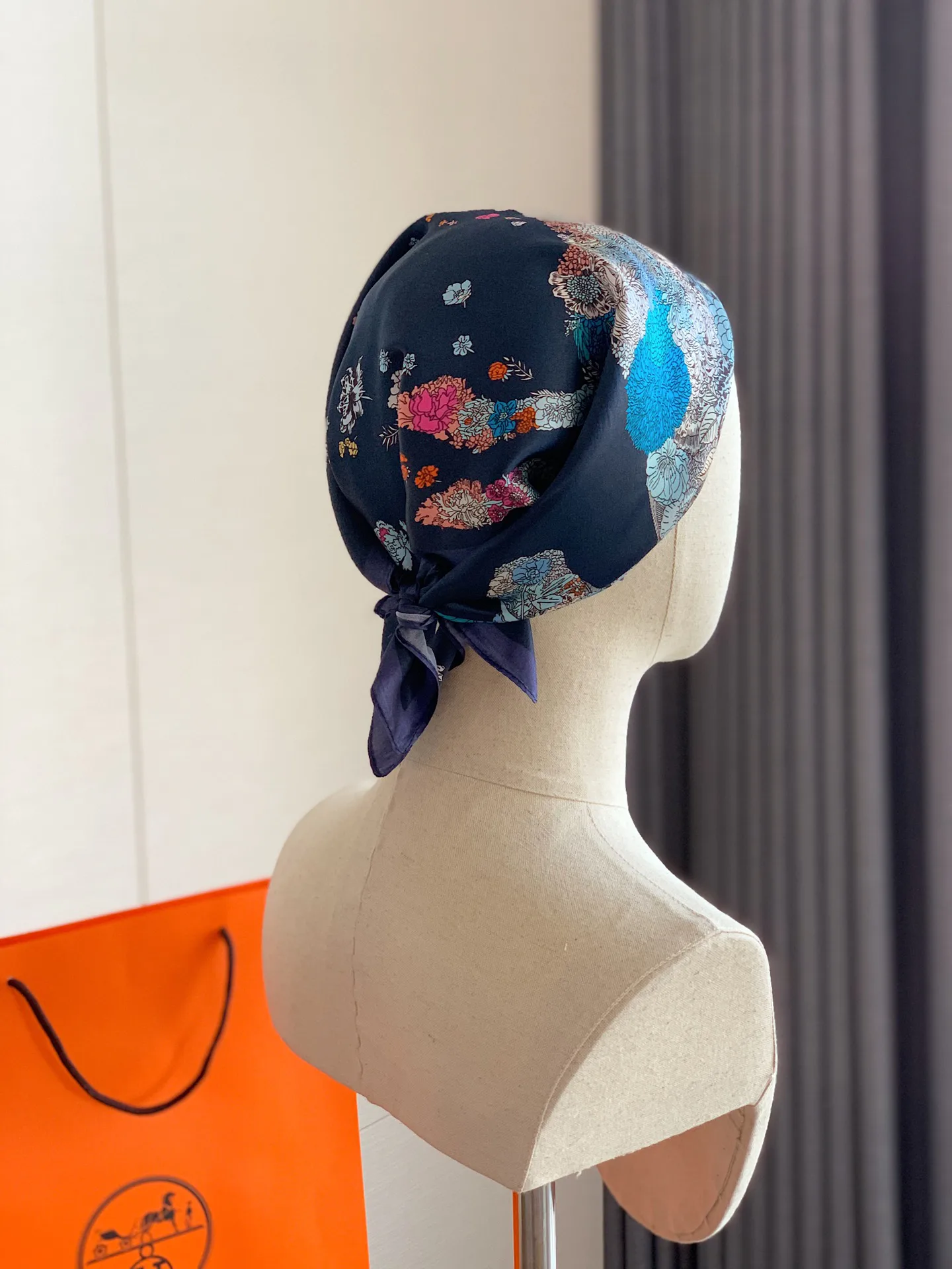 Шарфы Hermes 17888