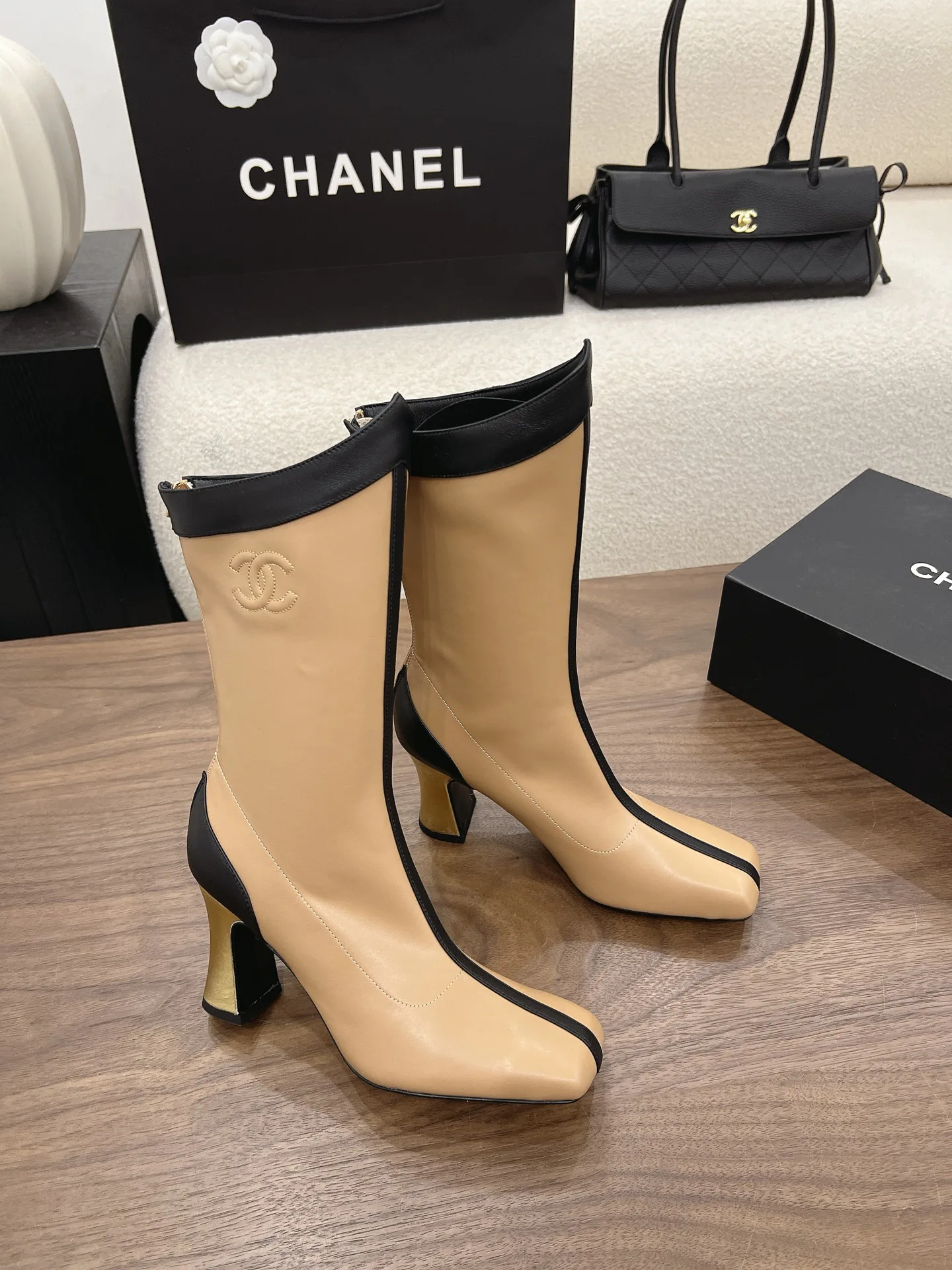 Сапоги Женские Chanel 17599937