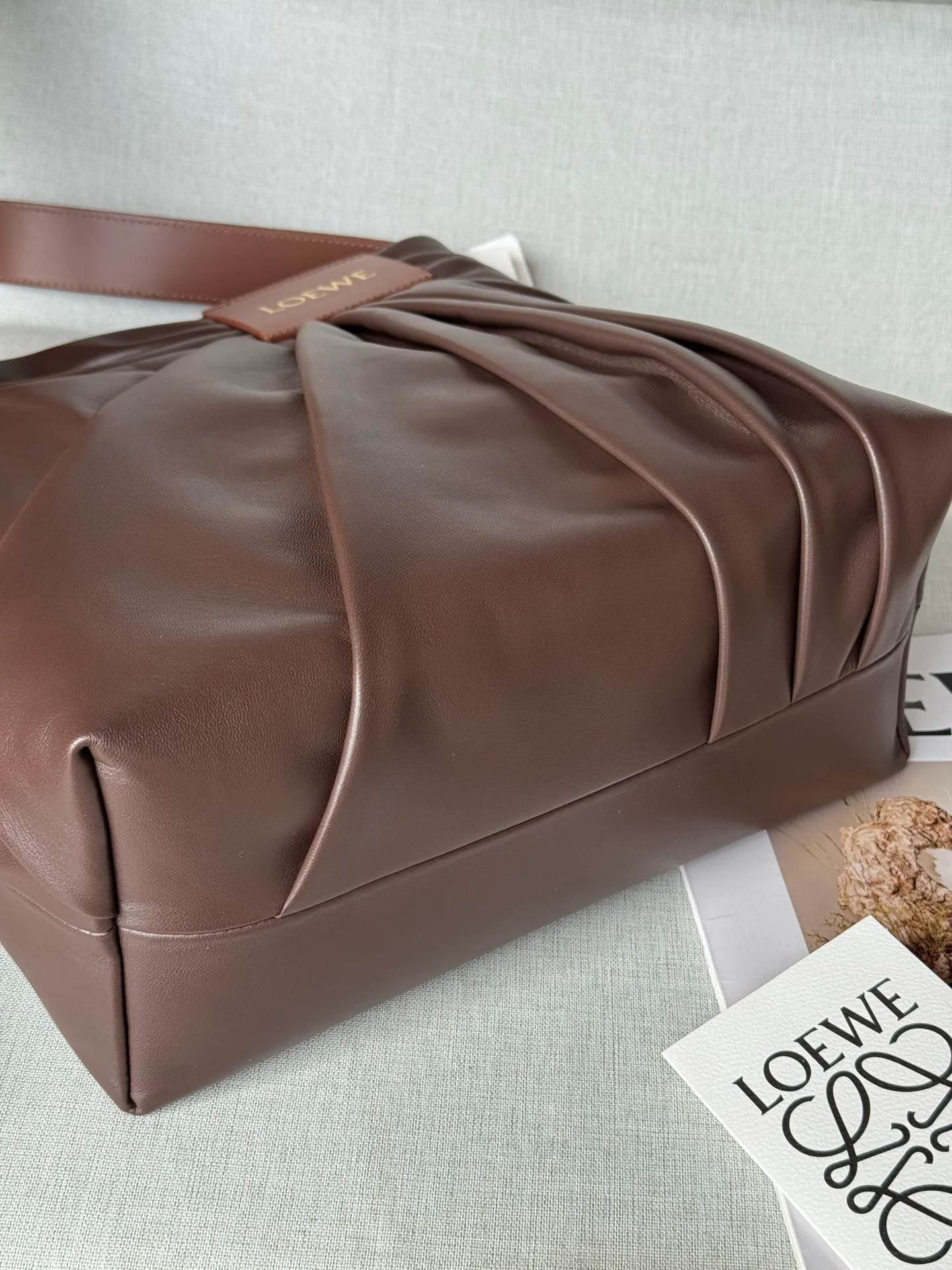 Классические Сумки Женские Loewe 1889729