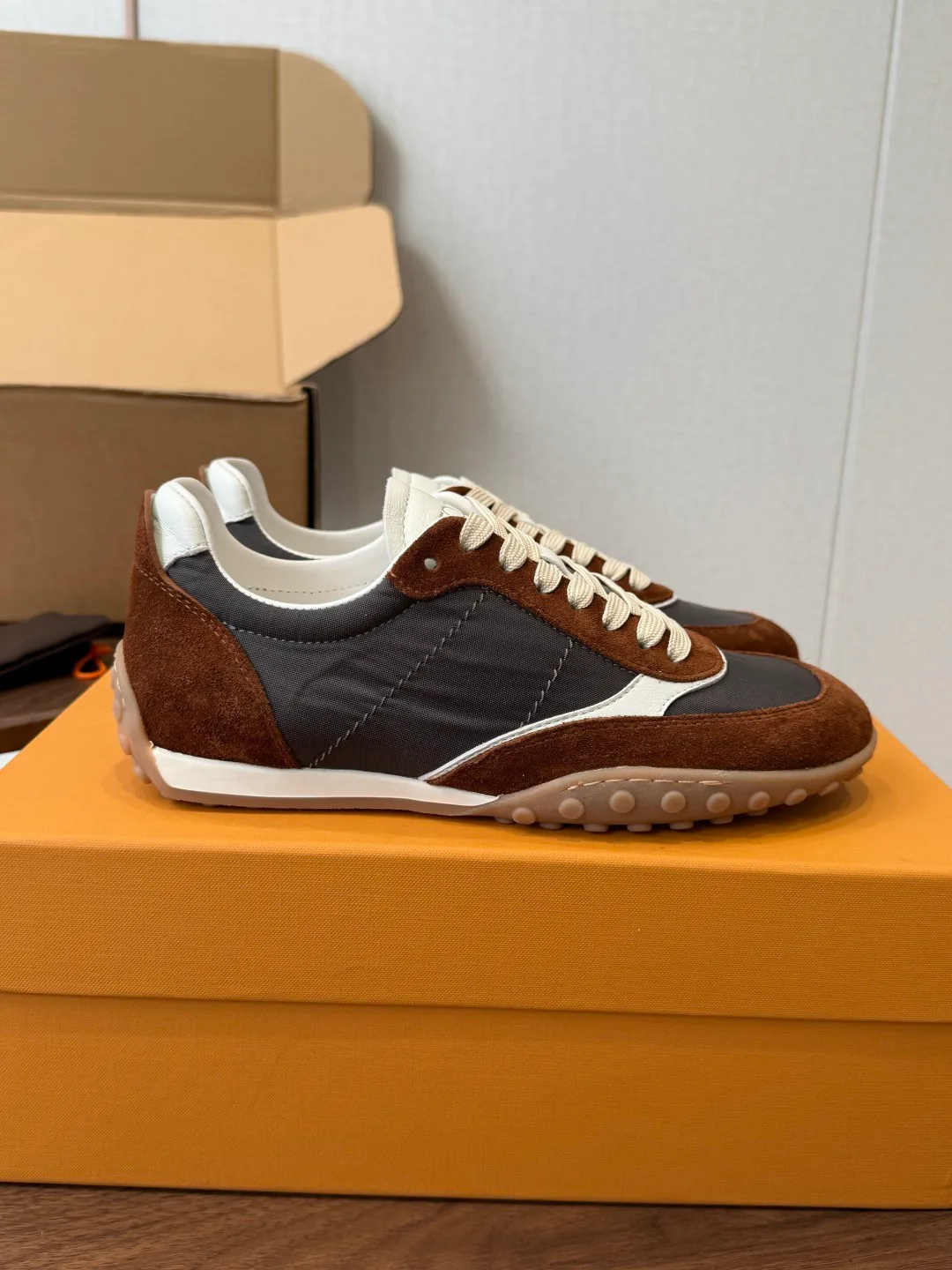 Кроссовки Женские Tod's 18687227