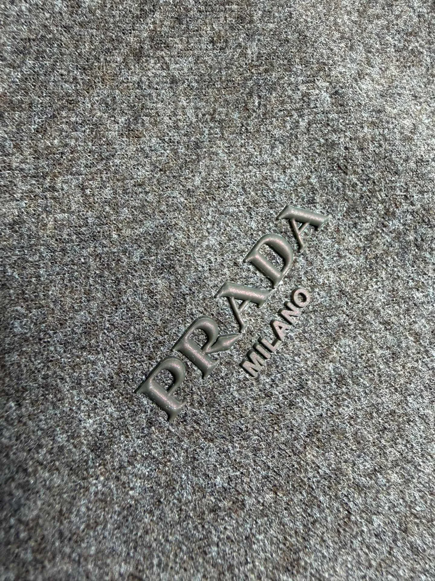 Джемперы И Свитеры Мужские Prada 18269208