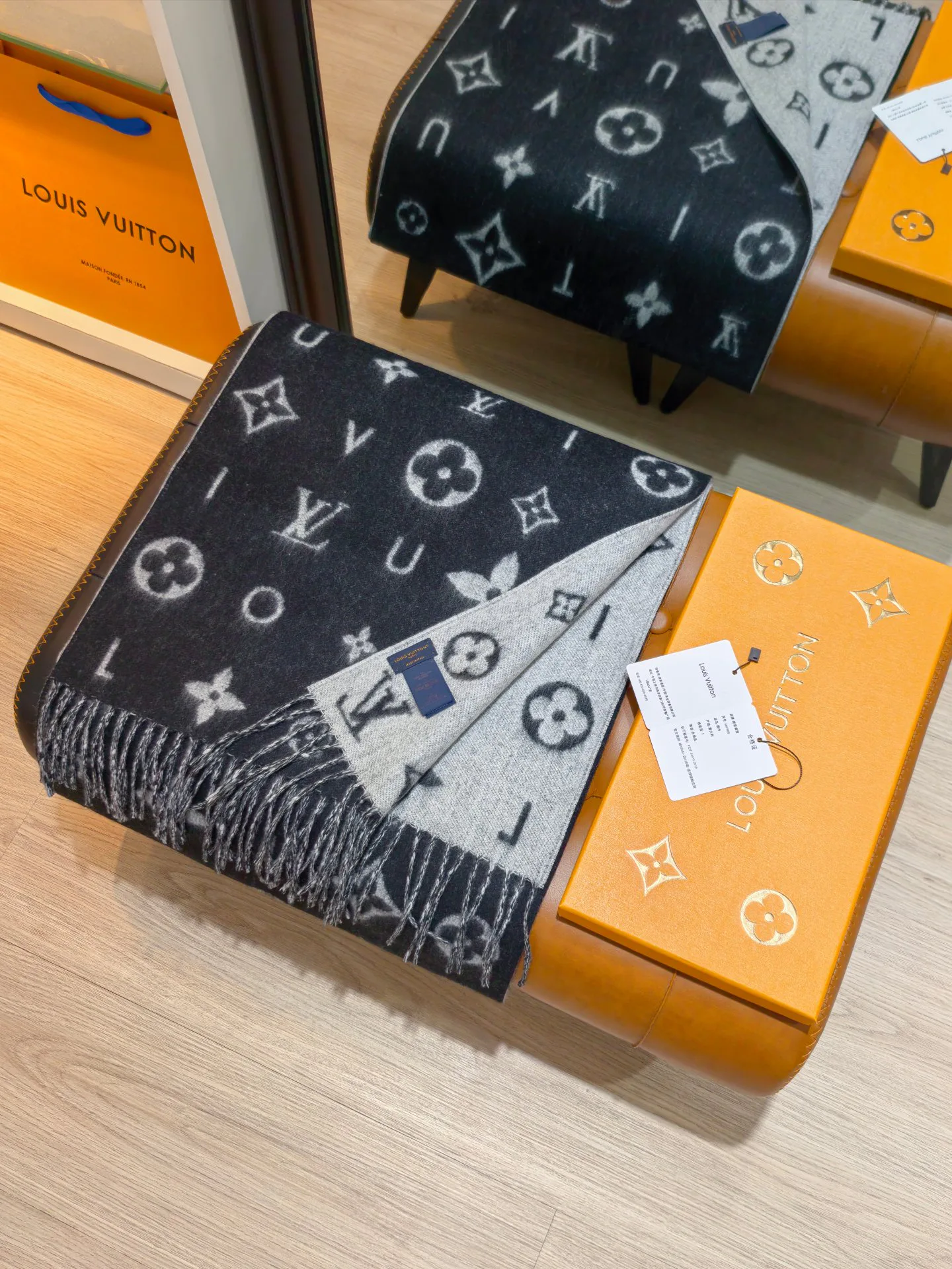 Шарфы Louis Vuitton 1227370