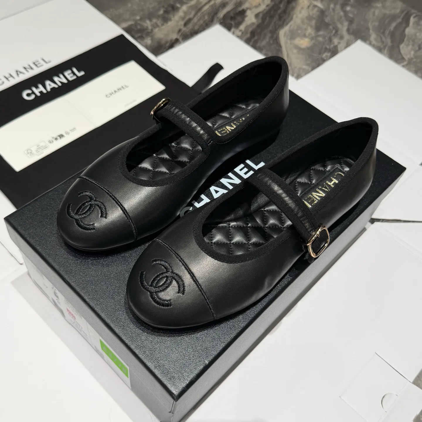 Туфли Женские Chanel 18504419